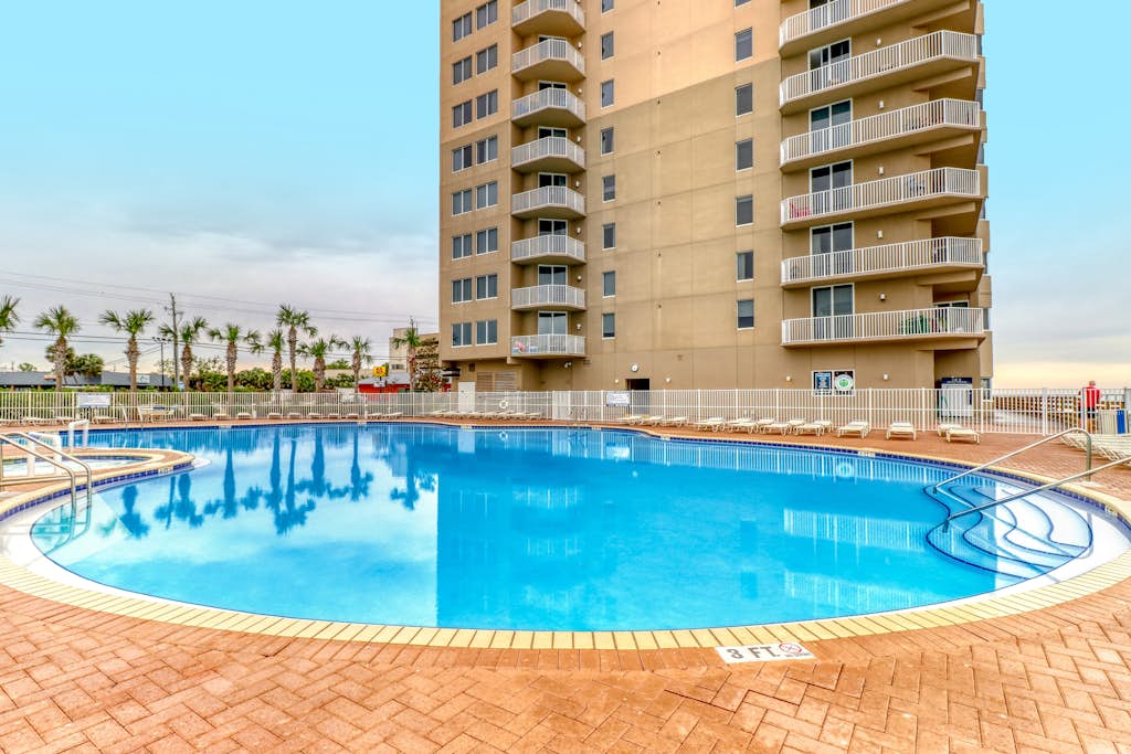 Tidewater Beach Resort 600