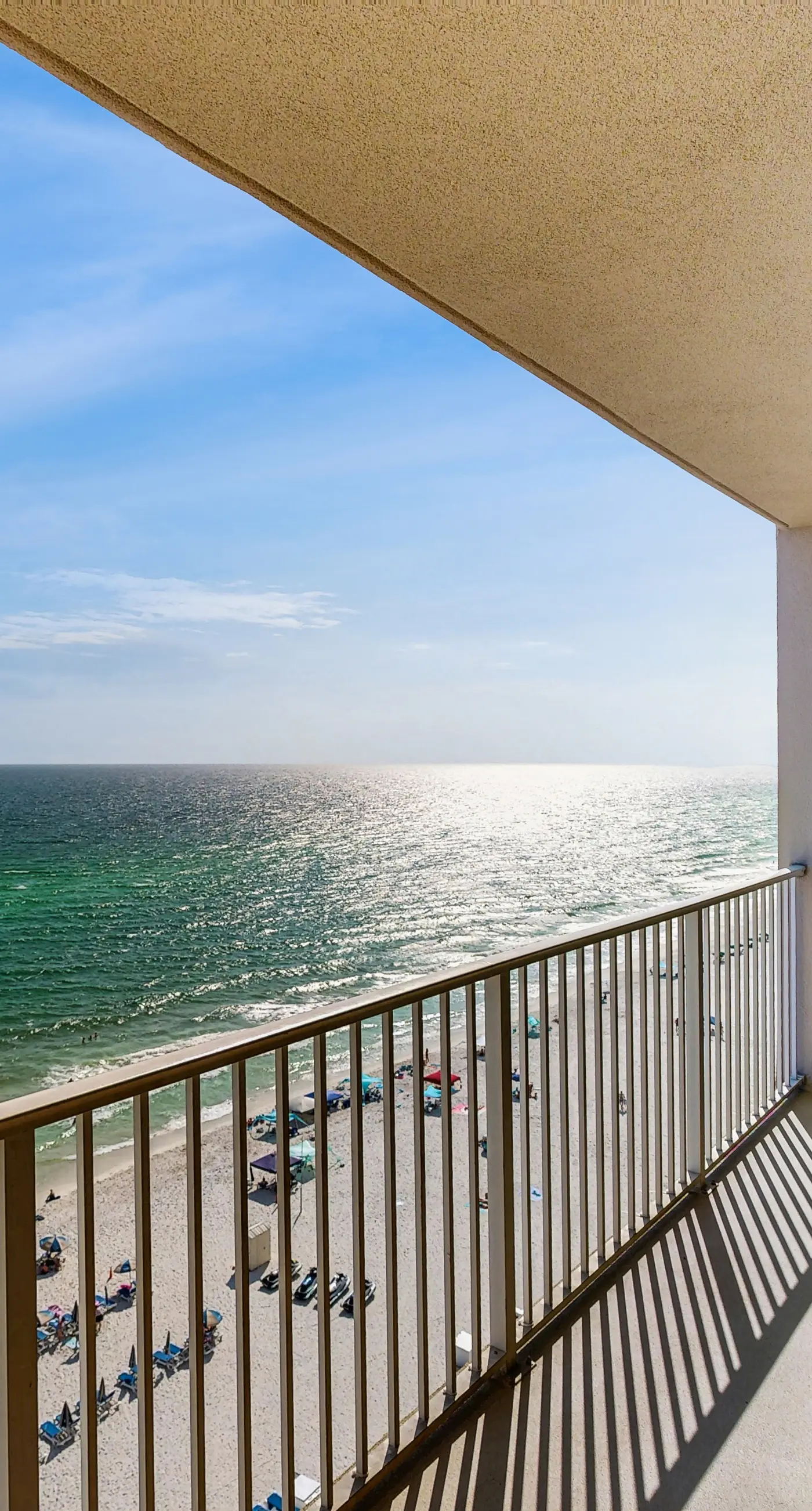 Unforgettable condo with Gulf-front view, pools & hot tubs- minutes to Pier Park