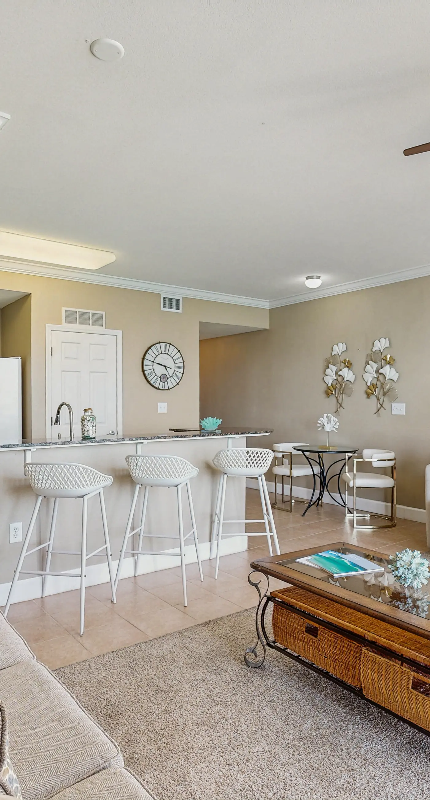 Unforgettable condo with Gulf-front view, pools & hot tubs- minutes to Pier Park