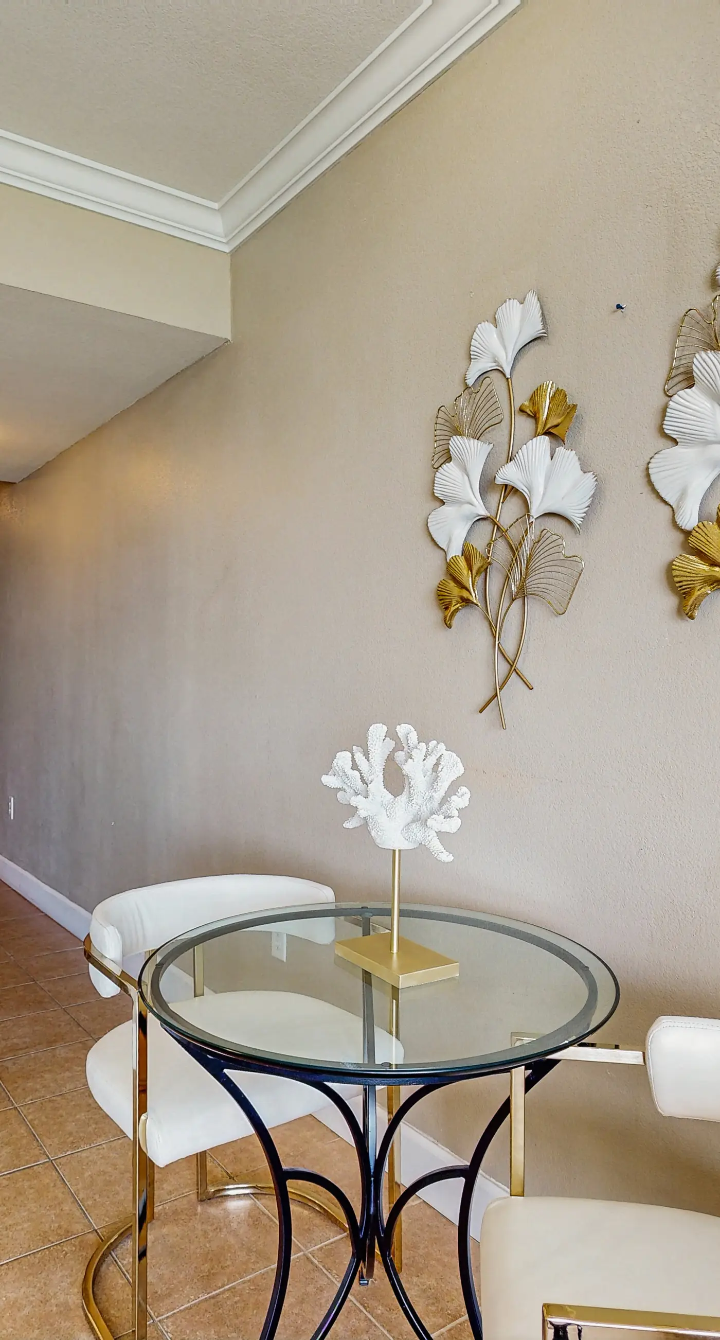 Unforgettable condo with Gulf-front view, pools & hot tubs- minutes to Pier Park