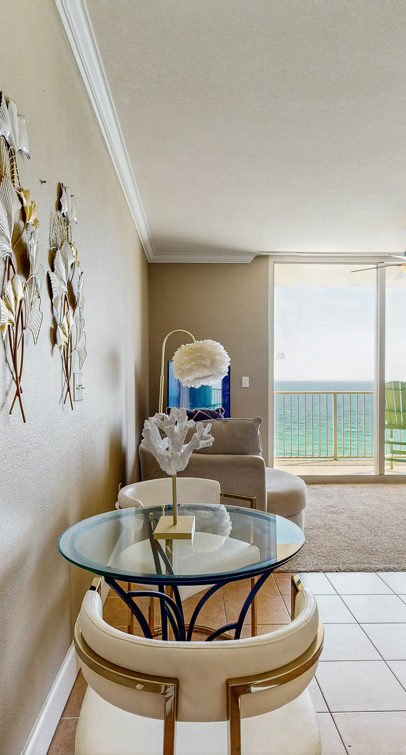 Unforgettable condo with Gulf-front view, pools & hot tubs- minutes to Pier Park