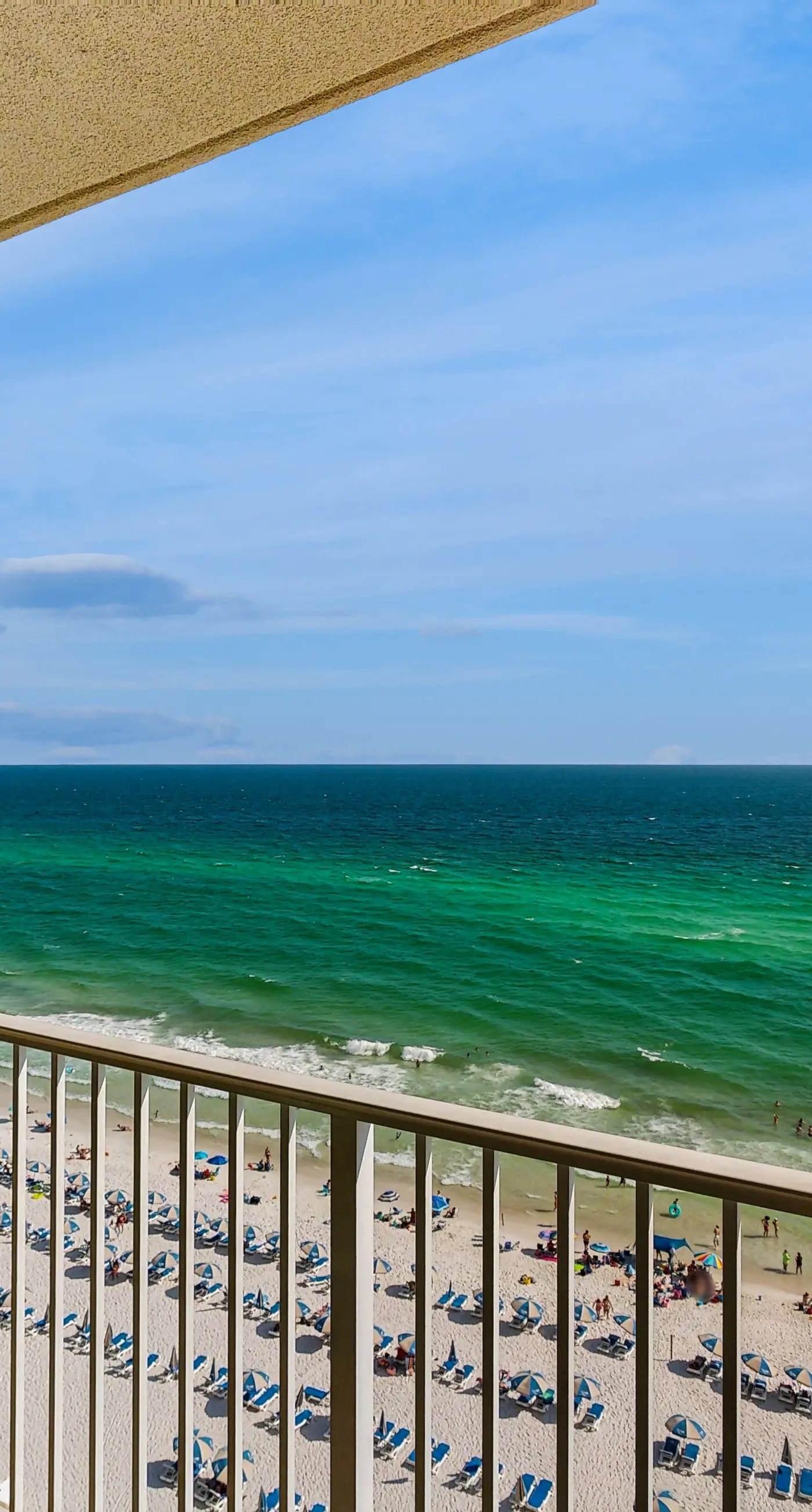 Unforgettable condo with Gulf-front view, pools & hot tubs- minutes to Pier Park