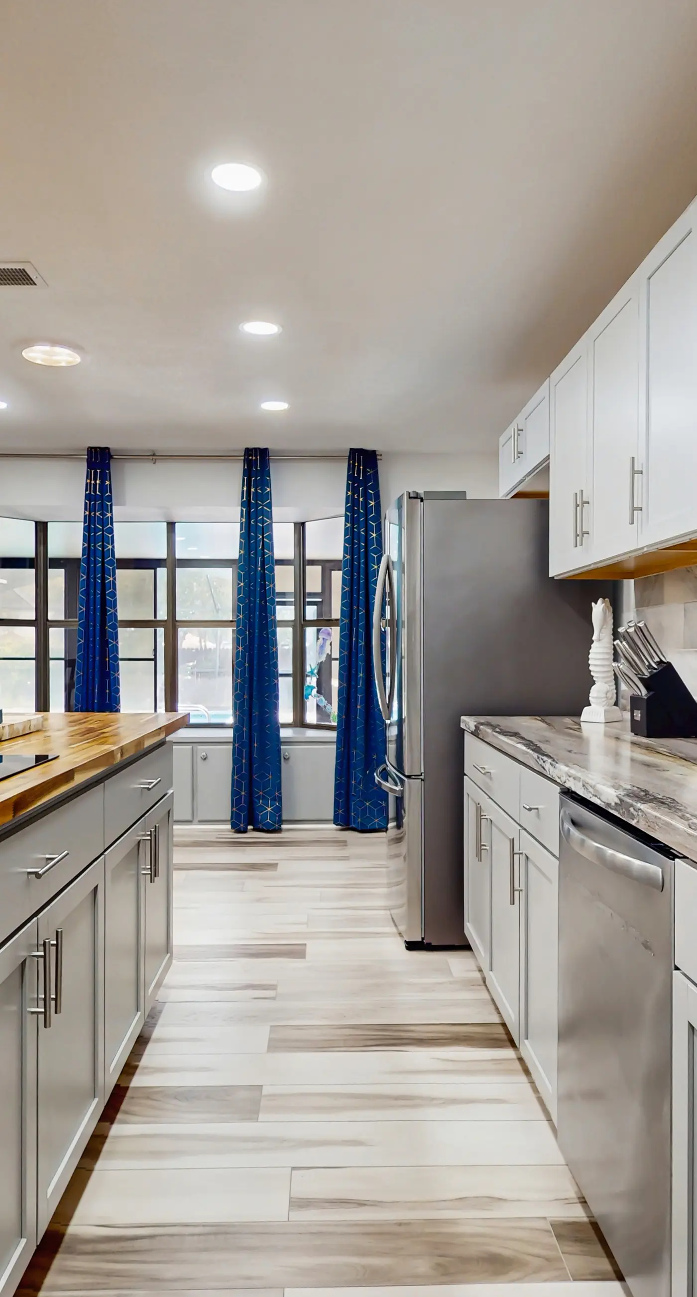 Charming coastal home with private pool and spacious living area