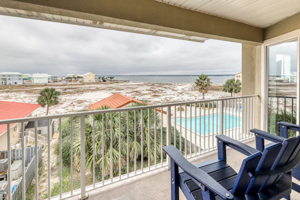 Lovely Condo with Sunset Views & Shared Pool Access, Snowbirds Welcome
