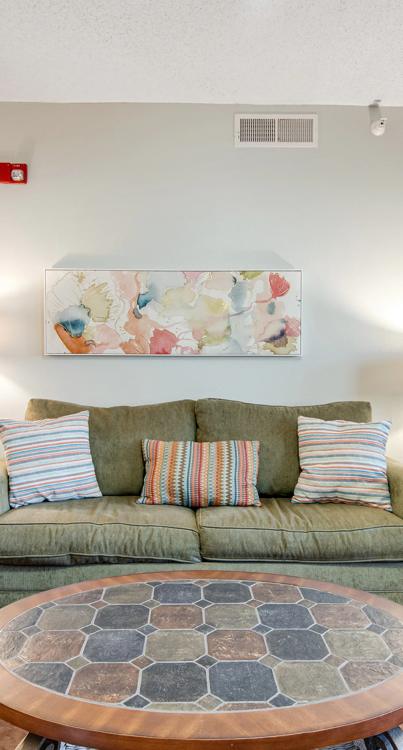 Beachfront condo with pool, tennis, fitness center & WiFi