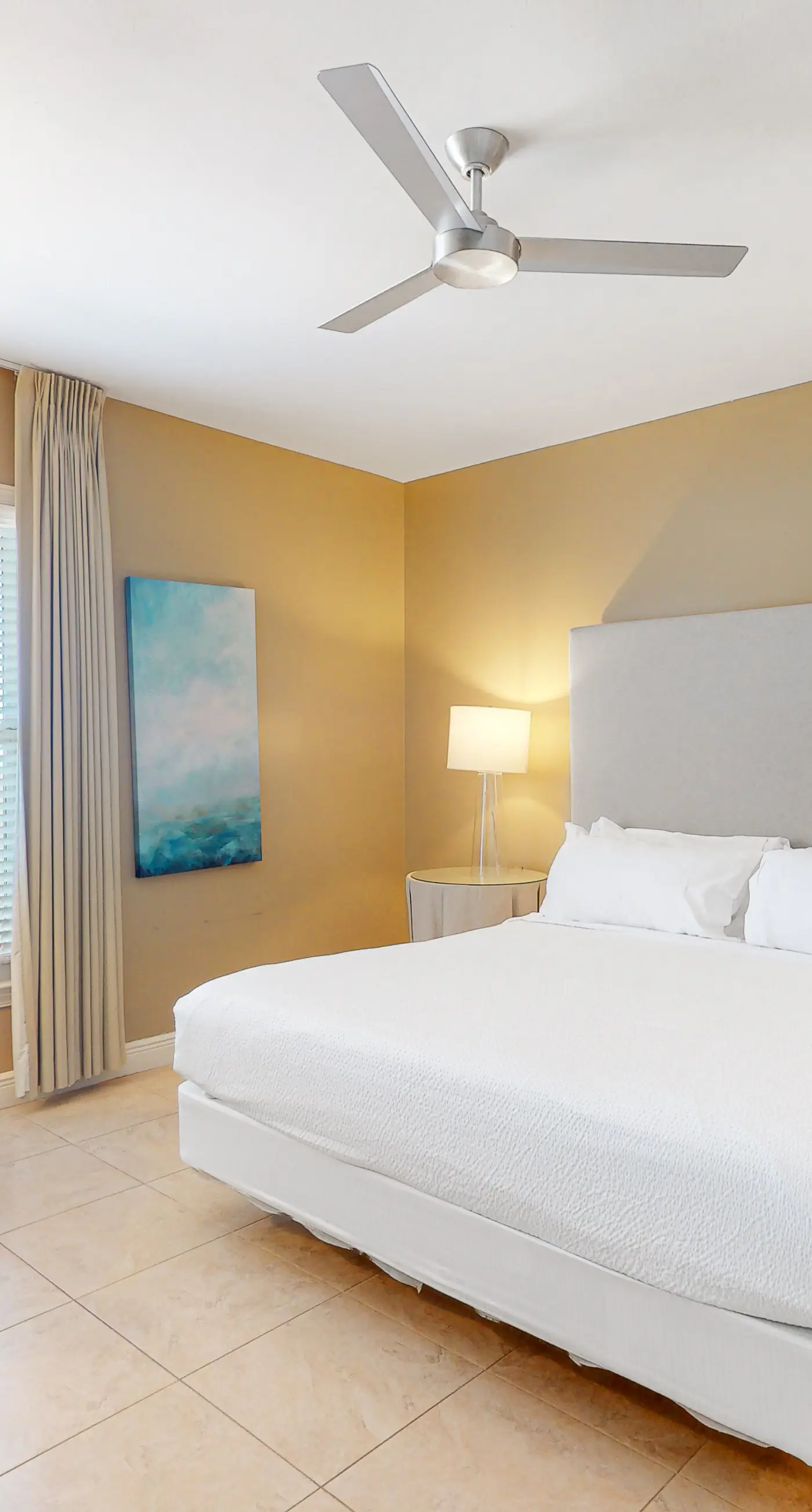 9th Floor Gulf-Front Condo with Plenty Of Resort Amenities, Close To Dining