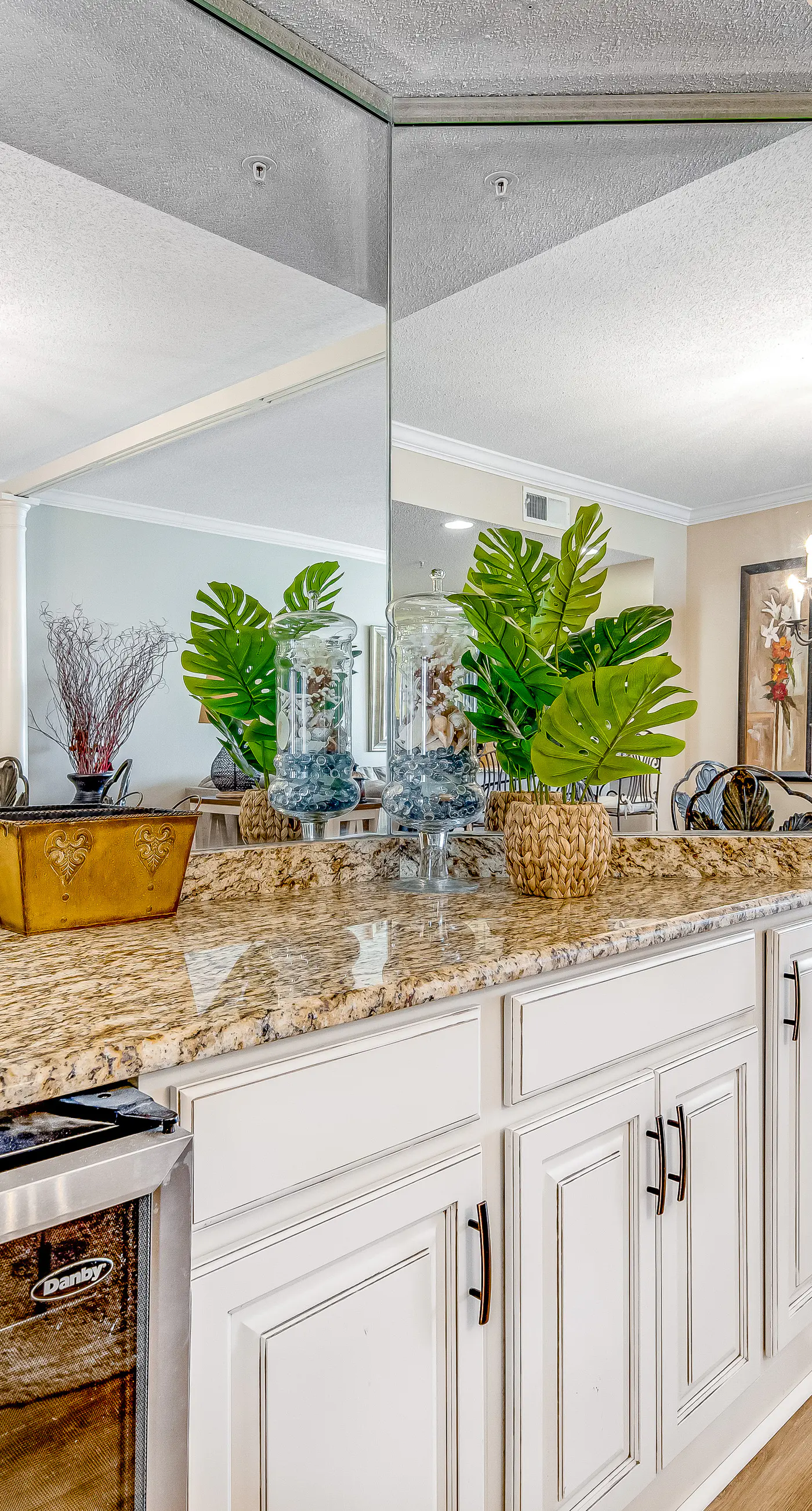 Spacious Gulf Front Condo with Private W/D and Shared Pool