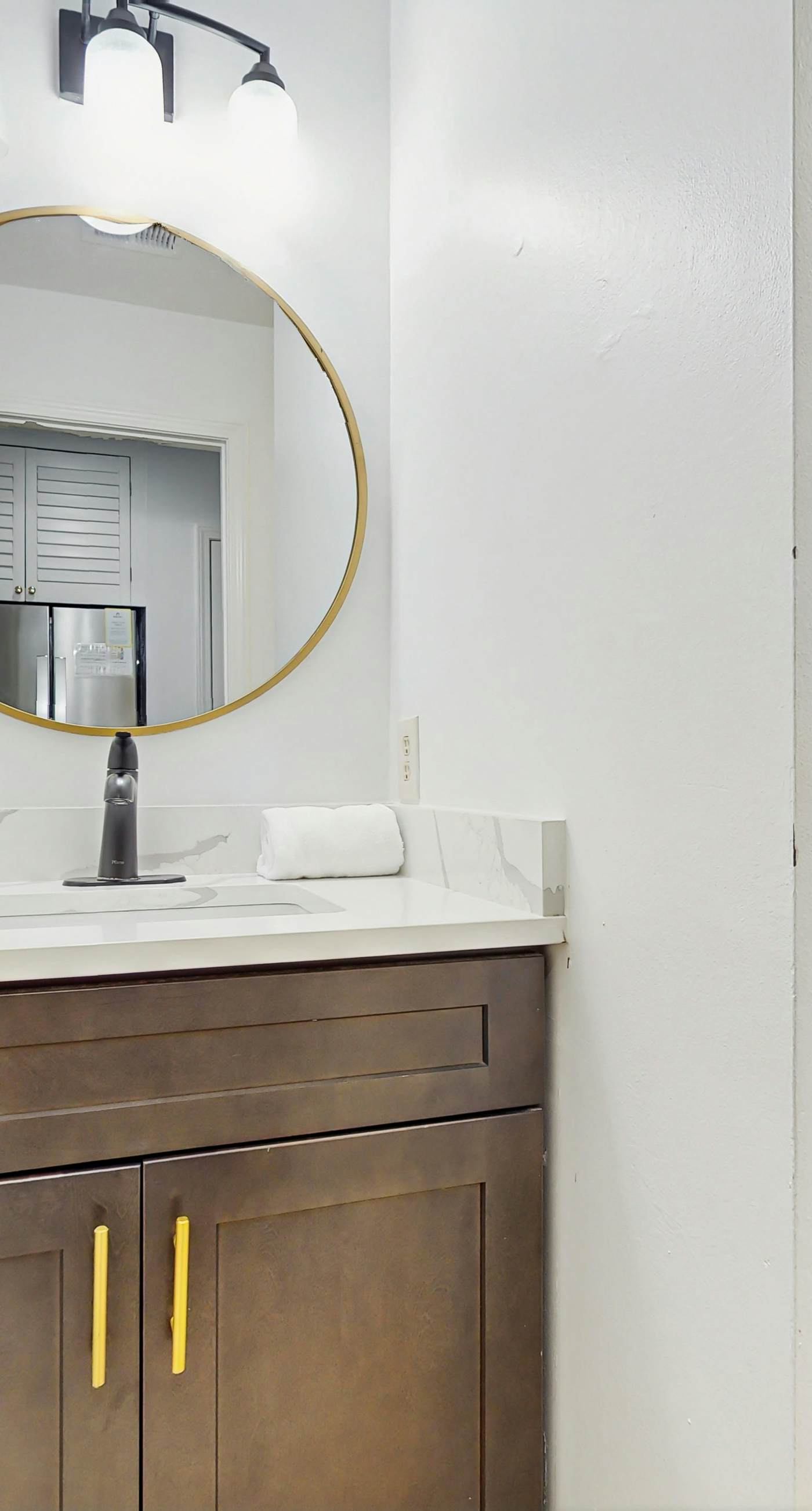 Cozy coastal condo with water view, pool, central A/C, & easy beach access