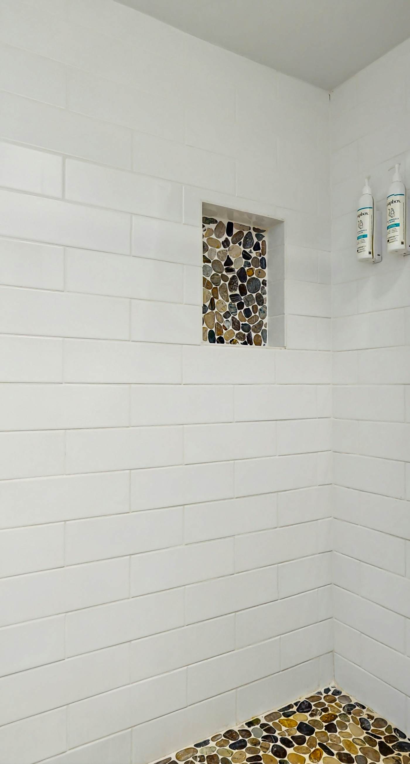 Cozy coastal condo with water view, pool, central A/C, & easy beach access