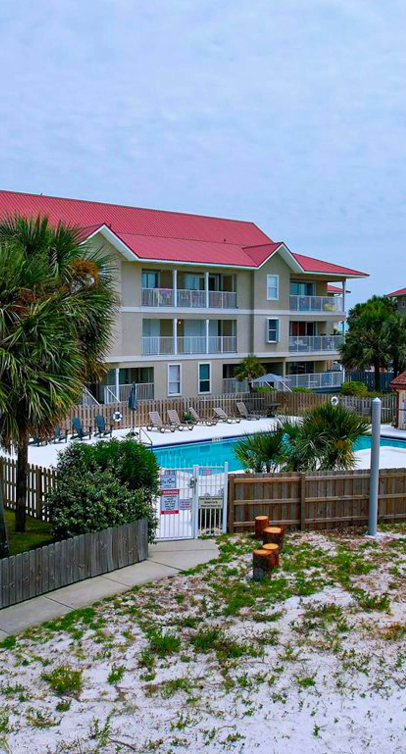 Cozy coastal condo with water view, pool, central A/C, & easy beach access