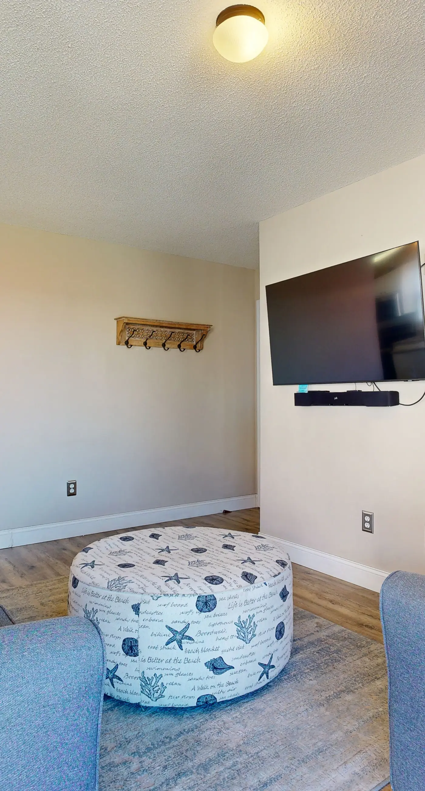 Second floor condo with shared pool, high-speed WiFi, and private washer/dryer