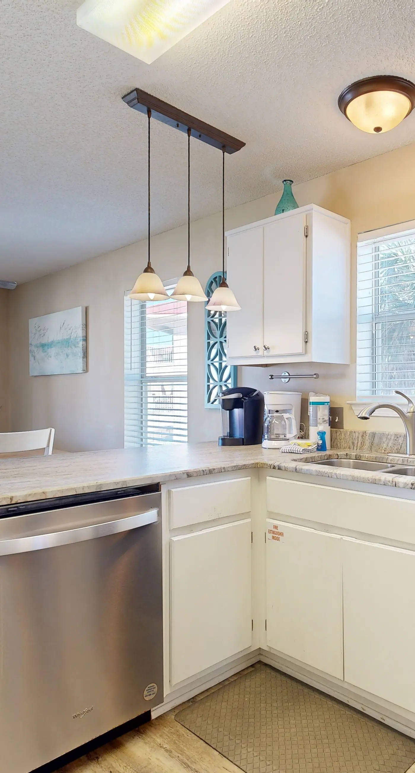 Second floor condo with shared pool, high-speed WiFi, and private washer/dryer