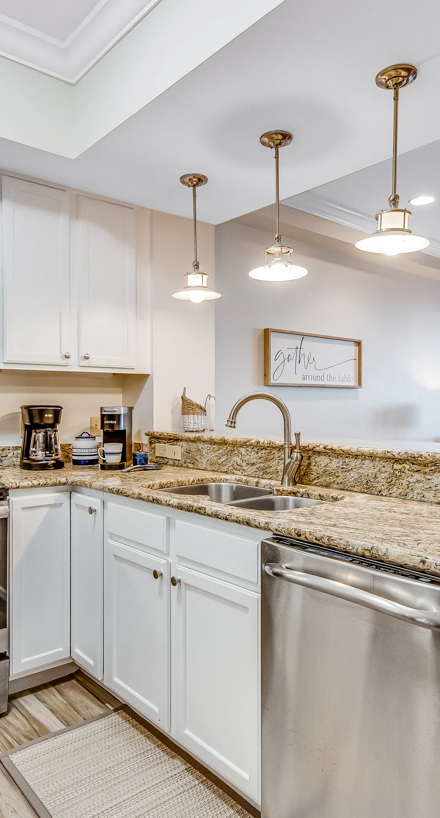 Blissful Coastal Condo with Shared Pool, Ocean View, Easy Beach Access & WiFi