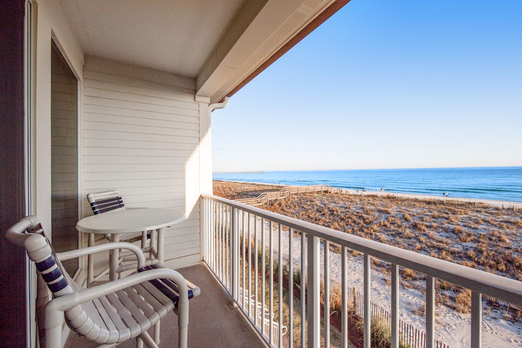 Blissful Coastal Condo with Shared Pool, Ocean View, Easy Beach Access & WiFi