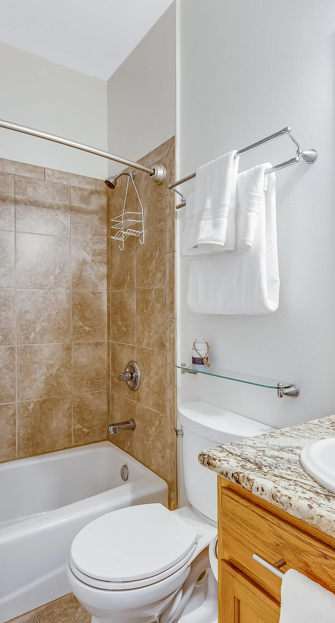 Blissful Coastal Condo with Shared Pool, Ocean View, Easy Beach Access & WiFi