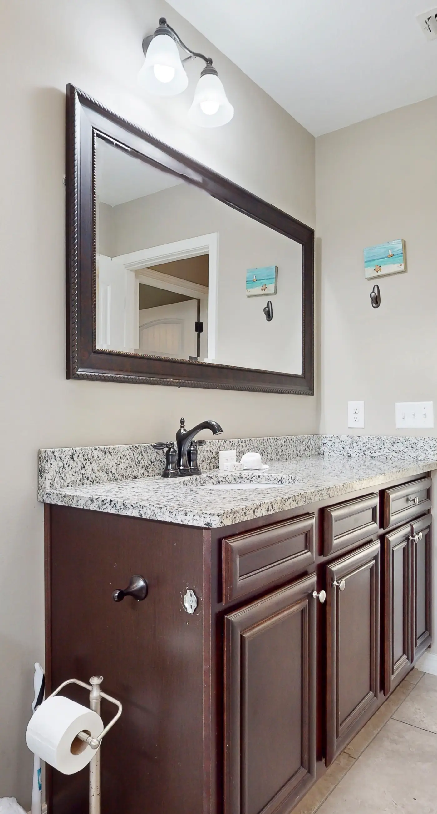 Custom Home with Private Pool, Entertainer`s Kitchen & Beach Gear - Near Beach