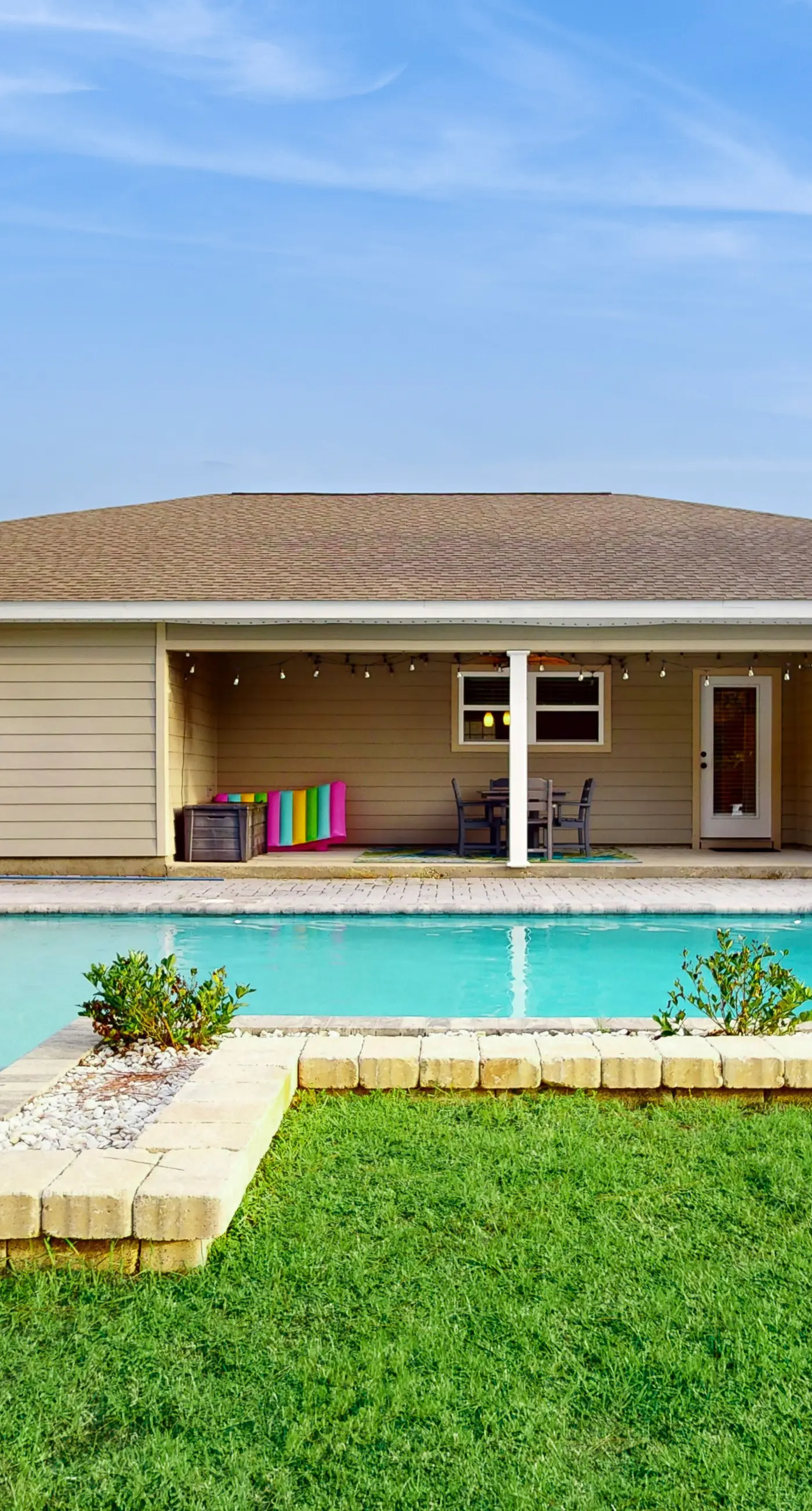 Custom Home with Private Pool, Entertainer`s Kitchen & Beach Gear - Near Beach