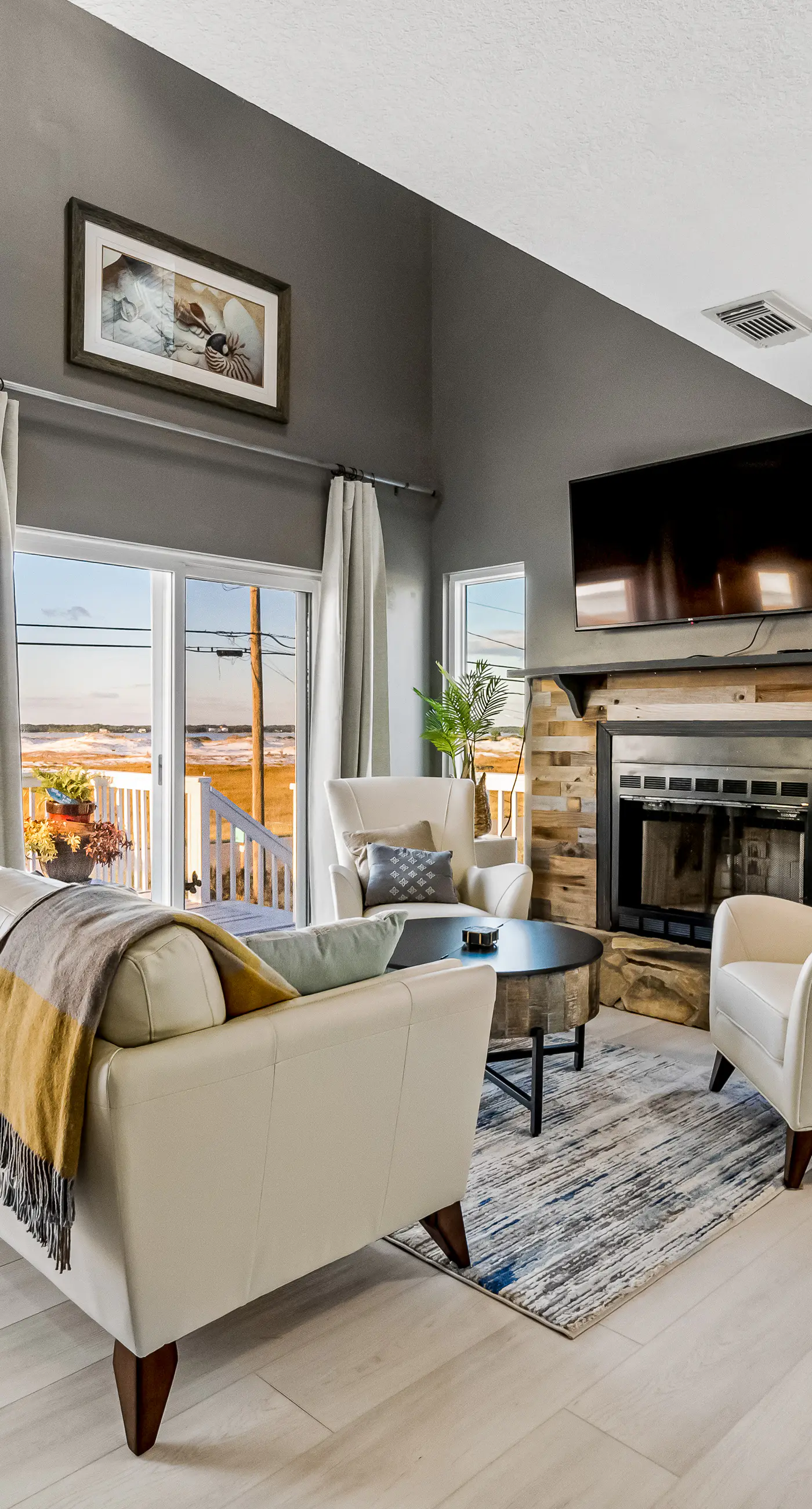 Lovely home with sound view, balcony, full kitchen, central AC, & washer/dryer