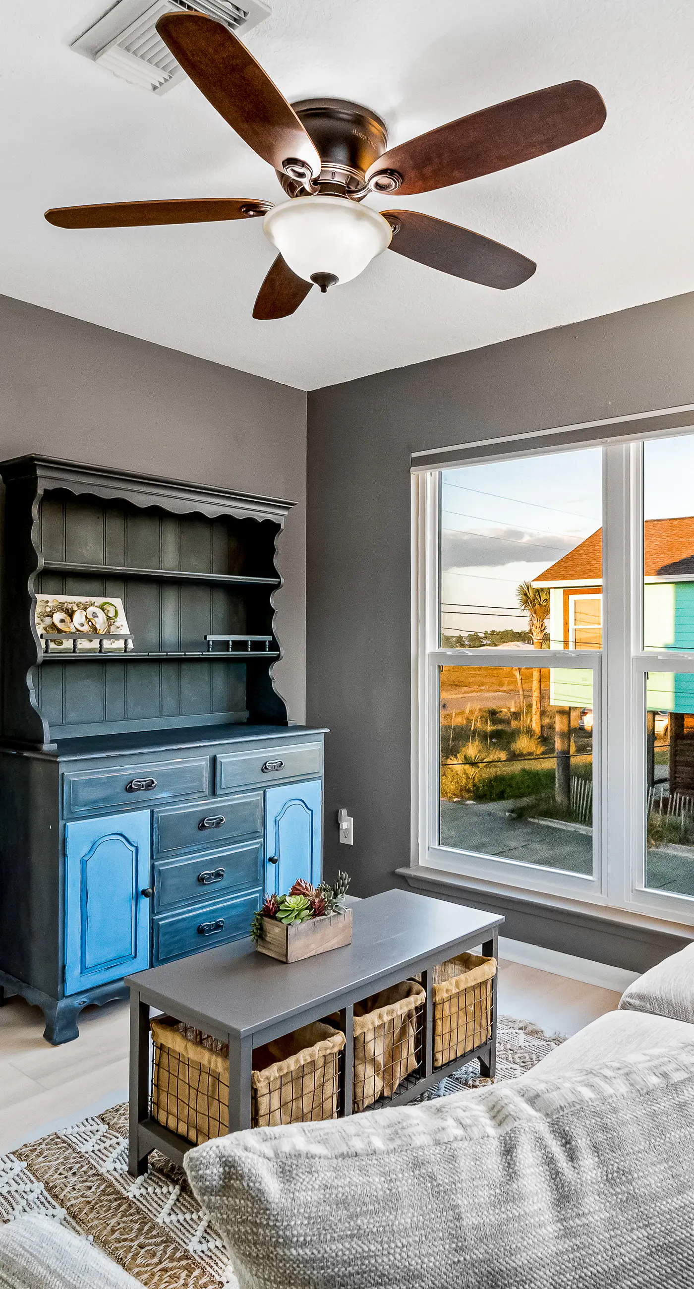 Lovely home with sound view, balcony, full kitchen, central AC, & washer/dryer