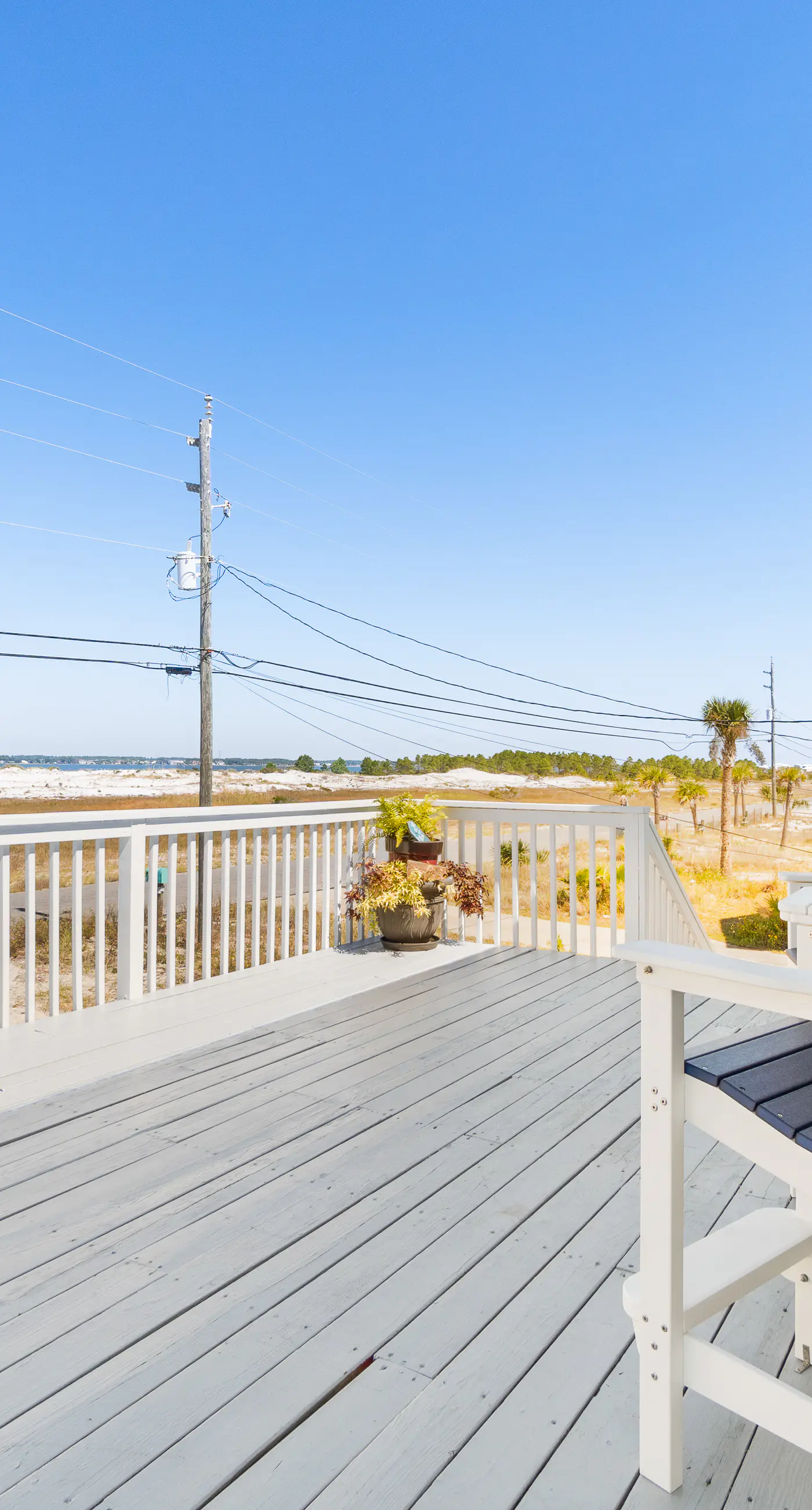 Lovely home with sound view, balcony, full kitchen, central AC, & washer/dryer