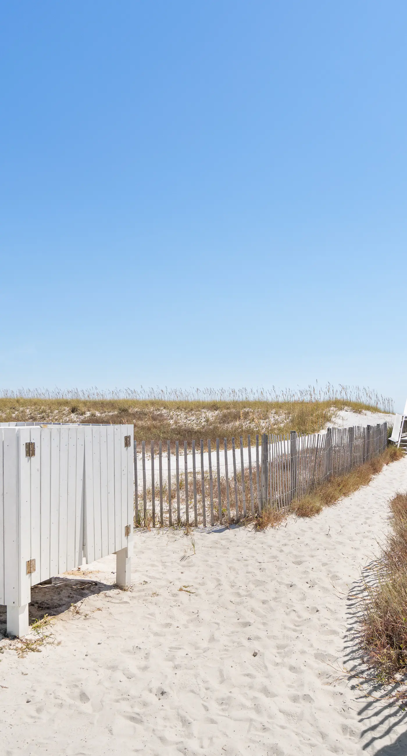 Lovely home with sound view, balcony, full kitchen, central AC, & washer/dryer