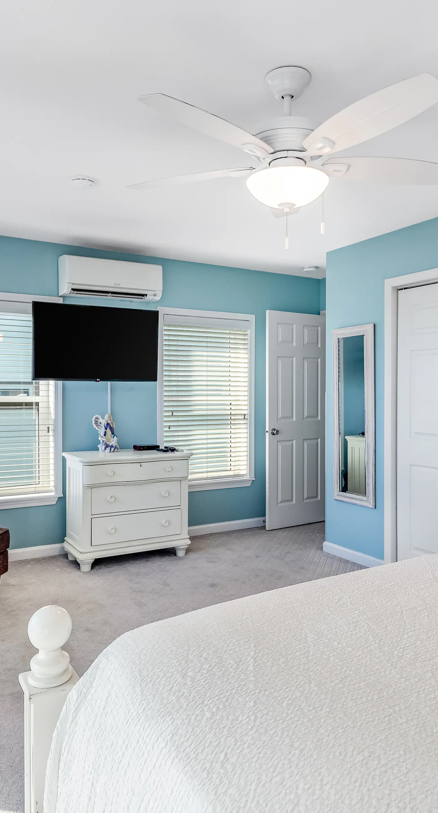 Beachfront Townhome w/ Beautiful Gulf Views, Decks, WiFi, Laundry, & AC!