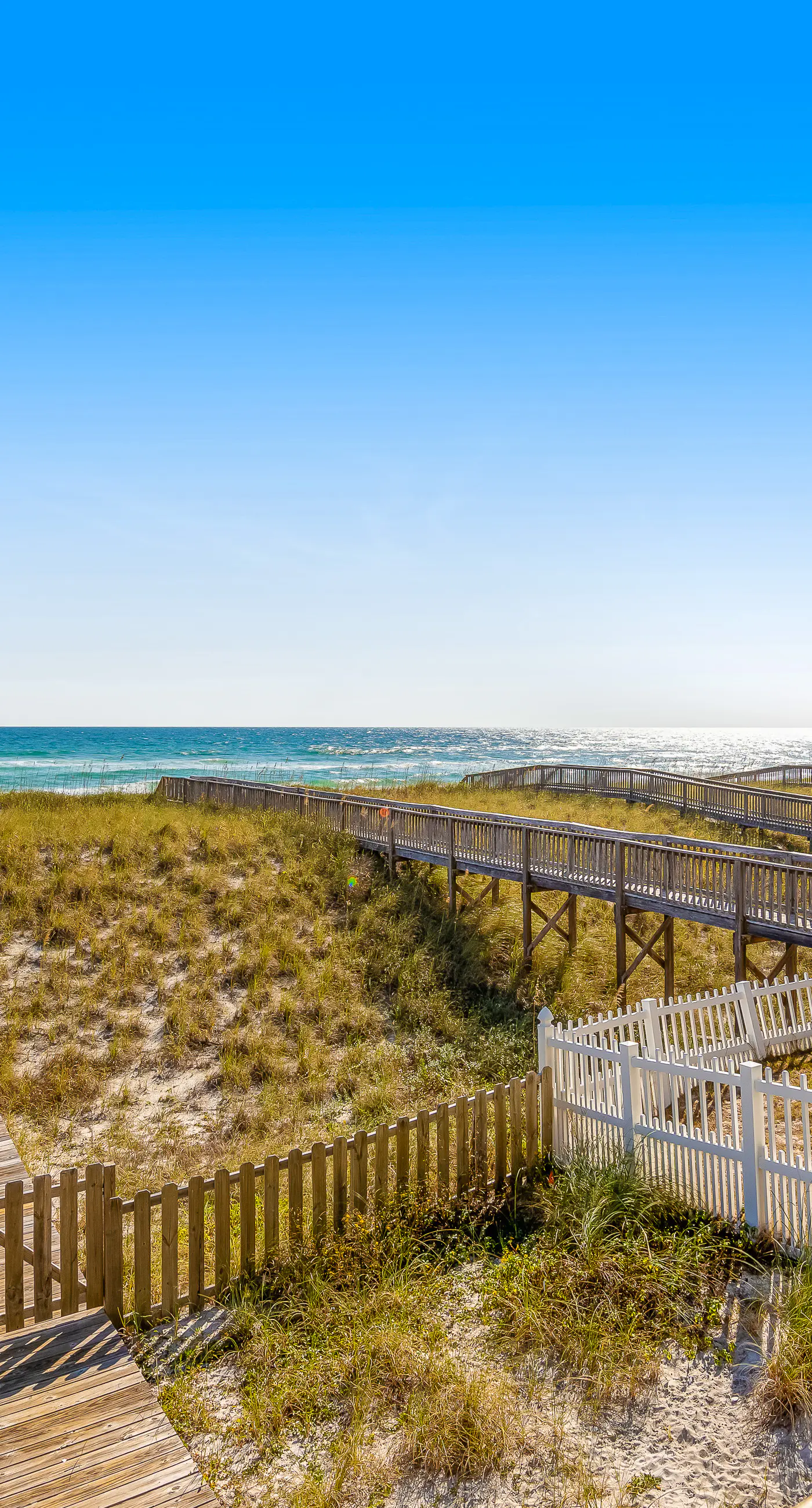 Beachfront Townhome w/ Beautiful Gulf Views, Decks, WiFi, Laundry, & AC!