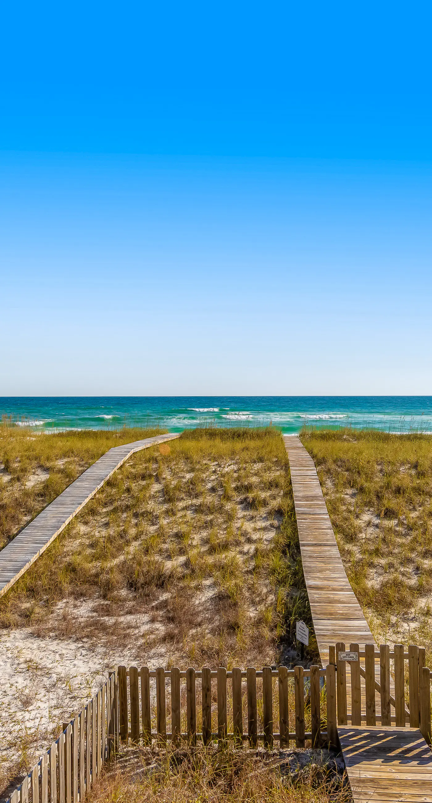 Beachfront Townhome w/ Beautiful Gulf Views, Decks, WiFi, Laundry, & AC!