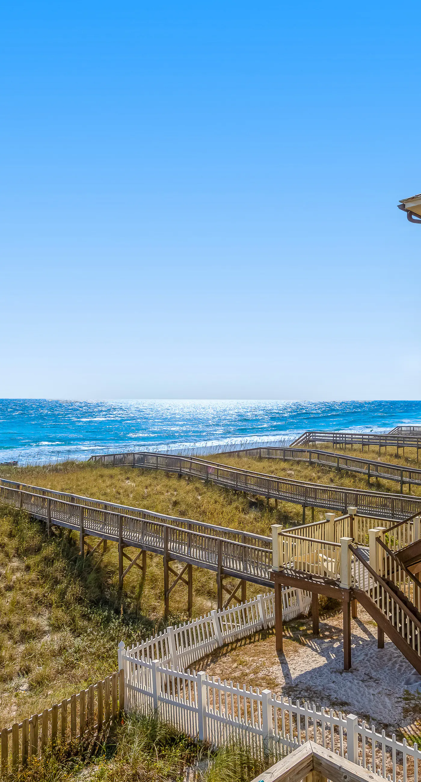 Beachfront Townhome w/ Beautiful Gulf Views, Decks, WiFi, Laundry, & AC!