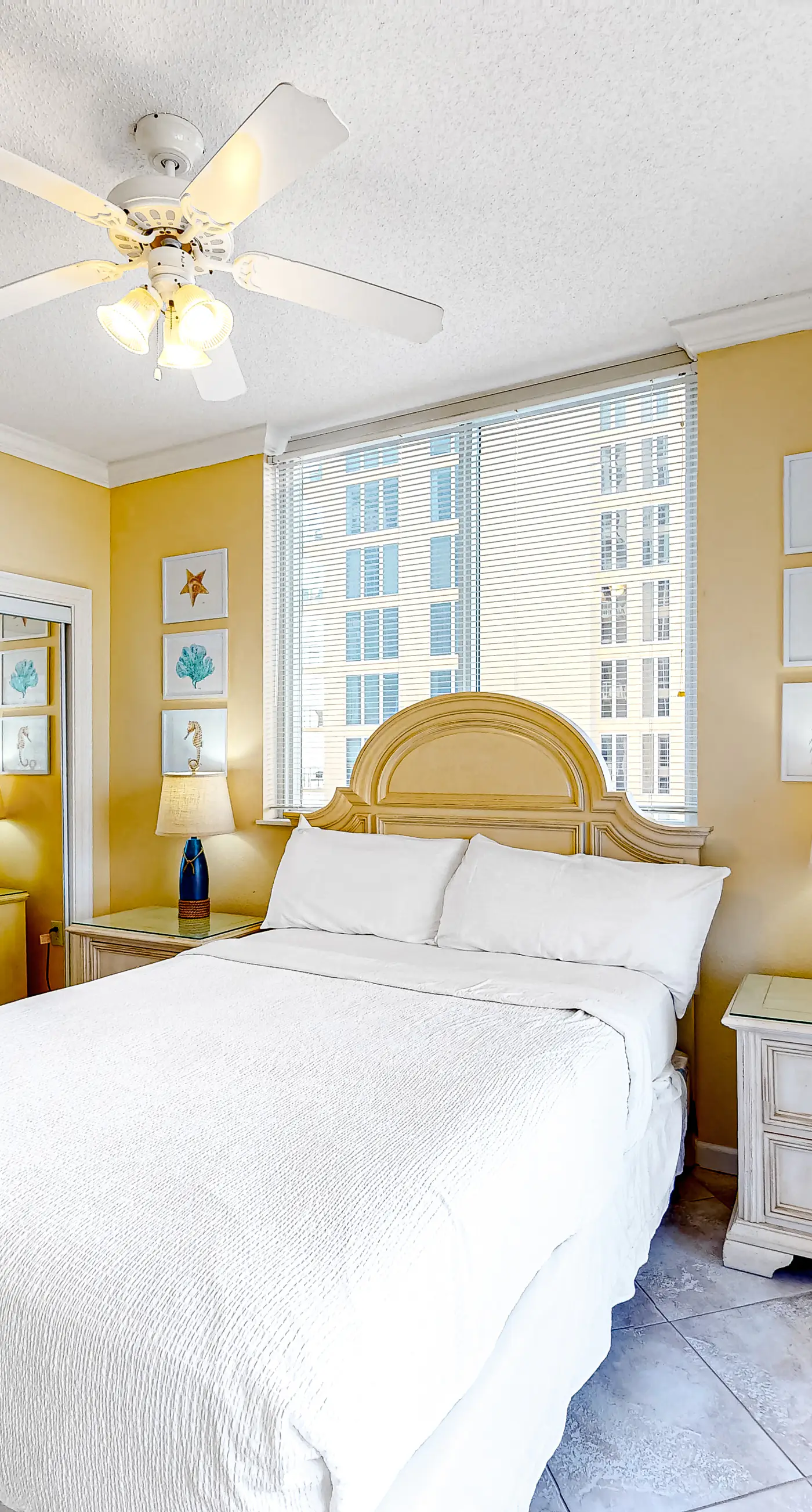3rd-Floor Gulf-Front Condo w/Balcony, Shared Hot Tub, Heated Pool, & Fast WiFi