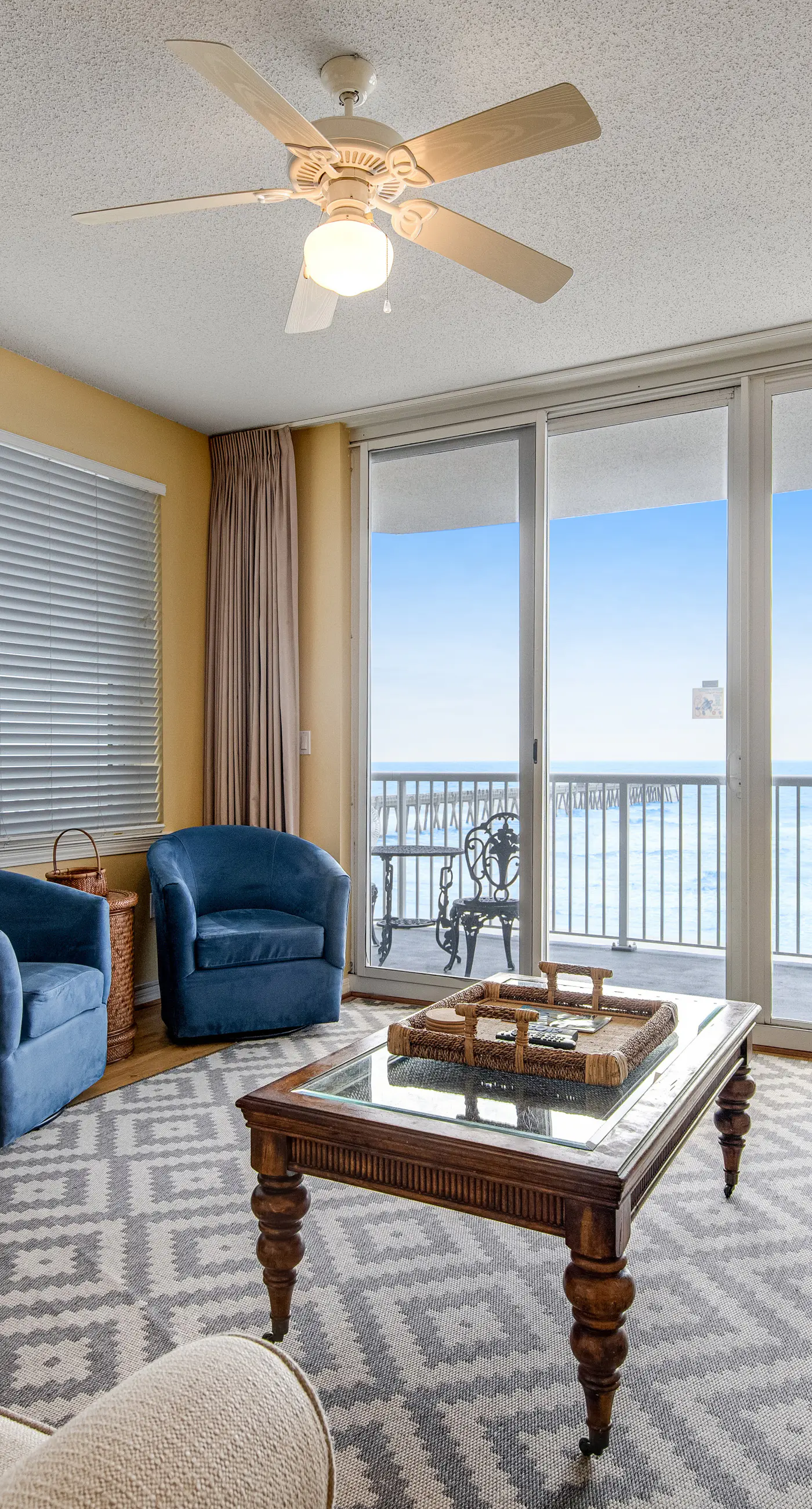 Oceanfront condo with WiFi, central AC, & shared pool and hot tub - great views
