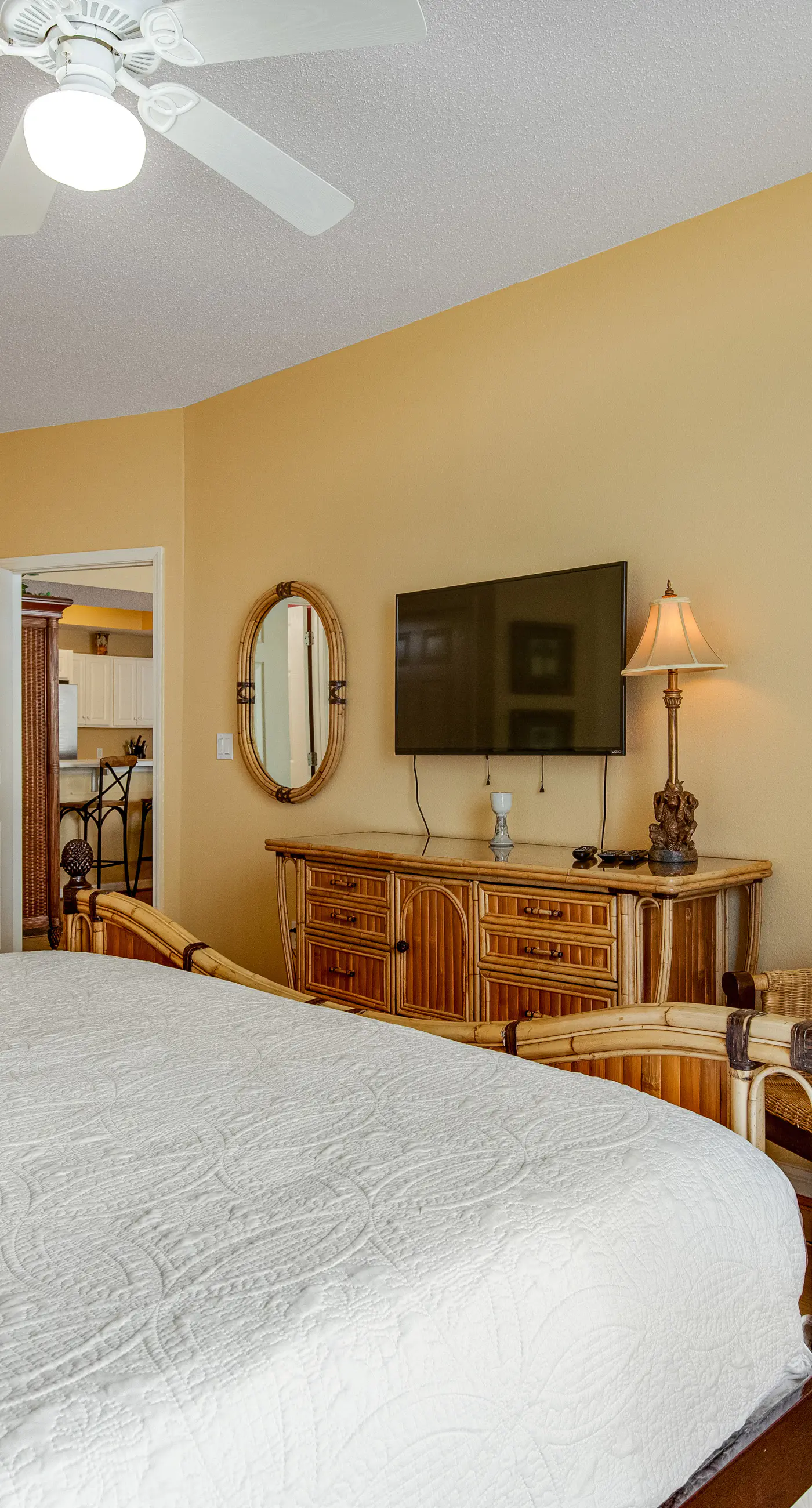 Oceanfront condo with WiFi, central AC, & shared pool and hot tub - great views