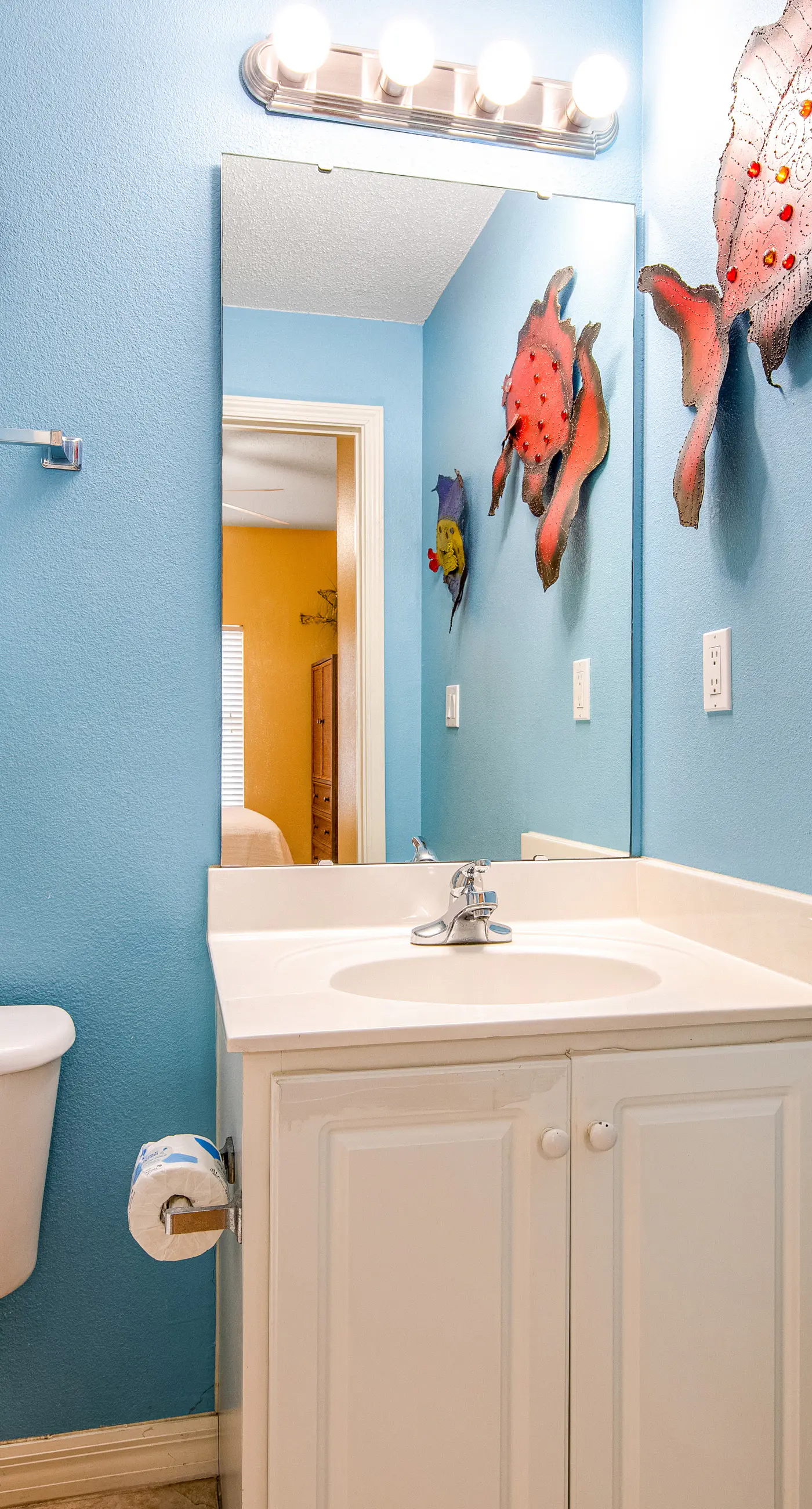 Oceanfront condo with WiFi, central AC, & shared pool and hot tub - great views