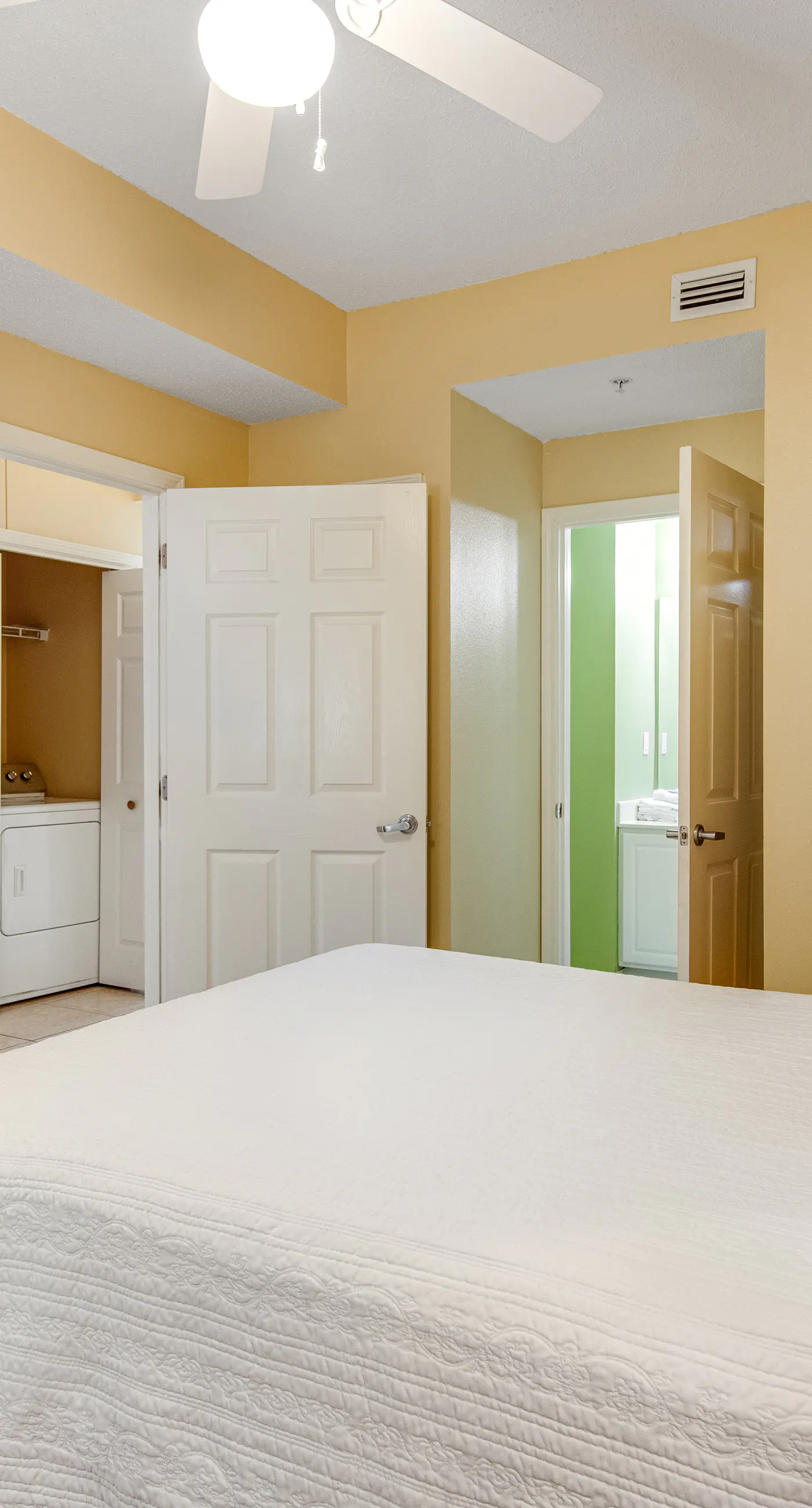 Oceanfront condo with WiFi, central AC, & shared pool and hot tub - great views