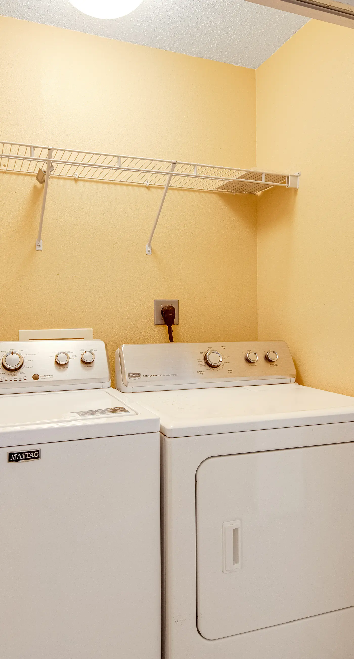 Oceanfront condo with WiFi, central AC, & shared pool and hot tub - great views