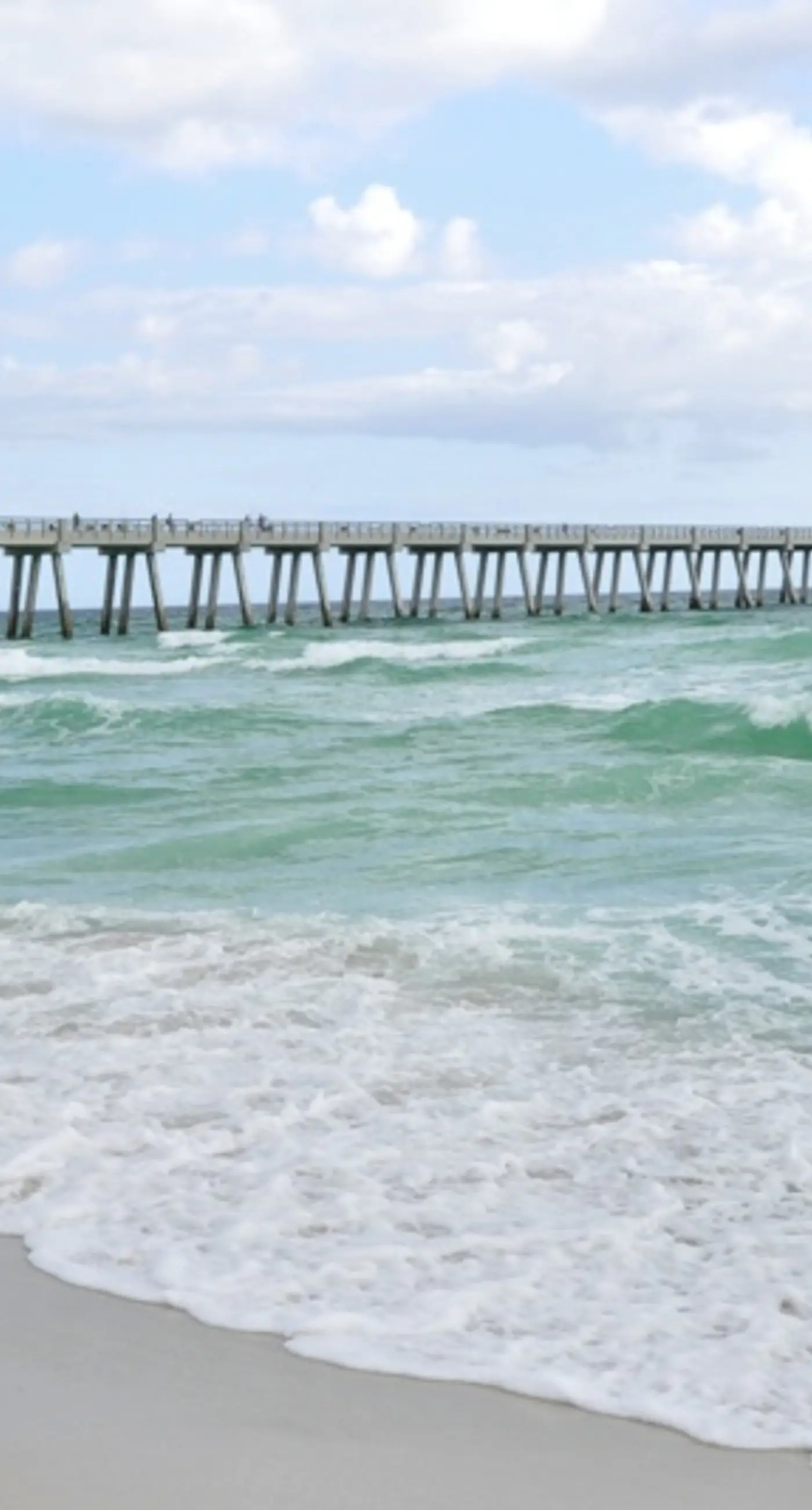 Oceanfront condo with WiFi, central AC, & shared pool and hot tub - great views