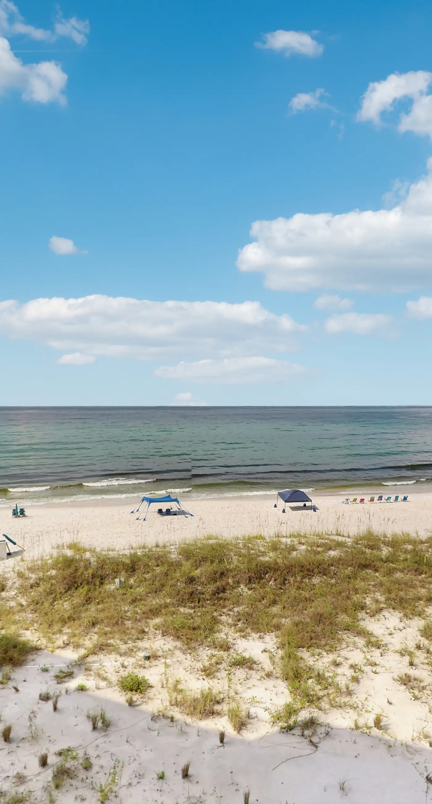 Gorgeous beachfront condo, shared pool and beach access