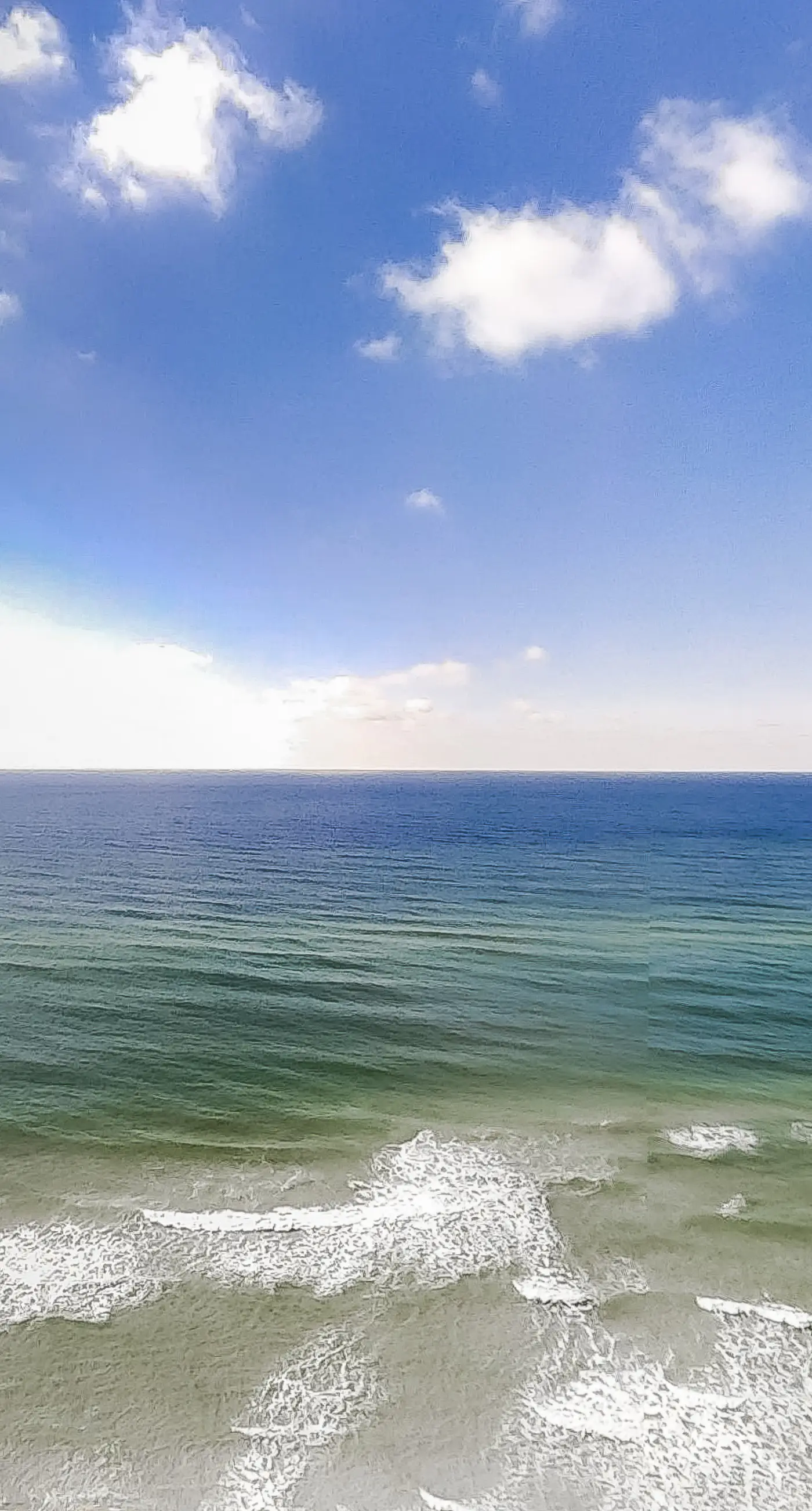 Contemporary flat with Gulf views, furnished balcony & beach access