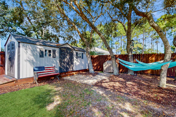 Navarre Hideaway