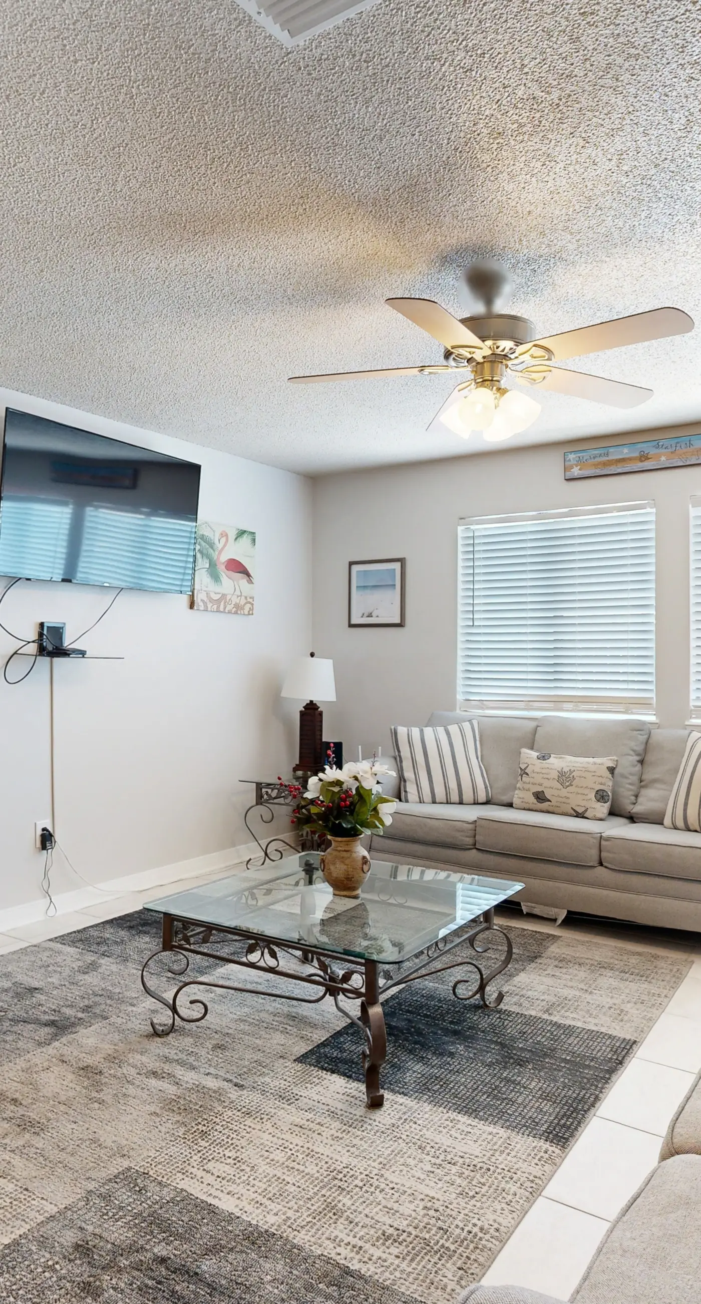 Beachfront townhome w/ on-site beach access, heated pool, patio, grill, AC, W/D