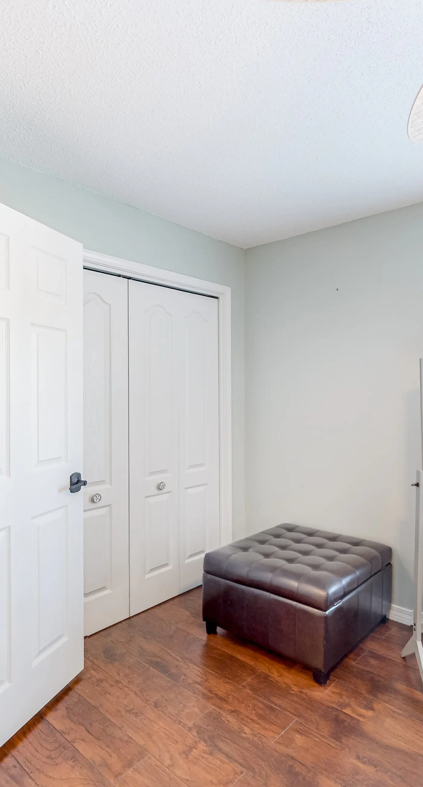 Sunny coastal condo with pool, balcony & sound view - walk to the beach