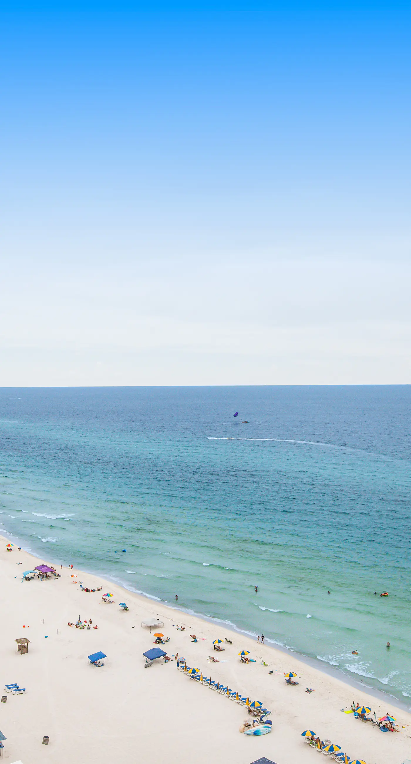 Panama City paradise on the beach with pool & balcony view