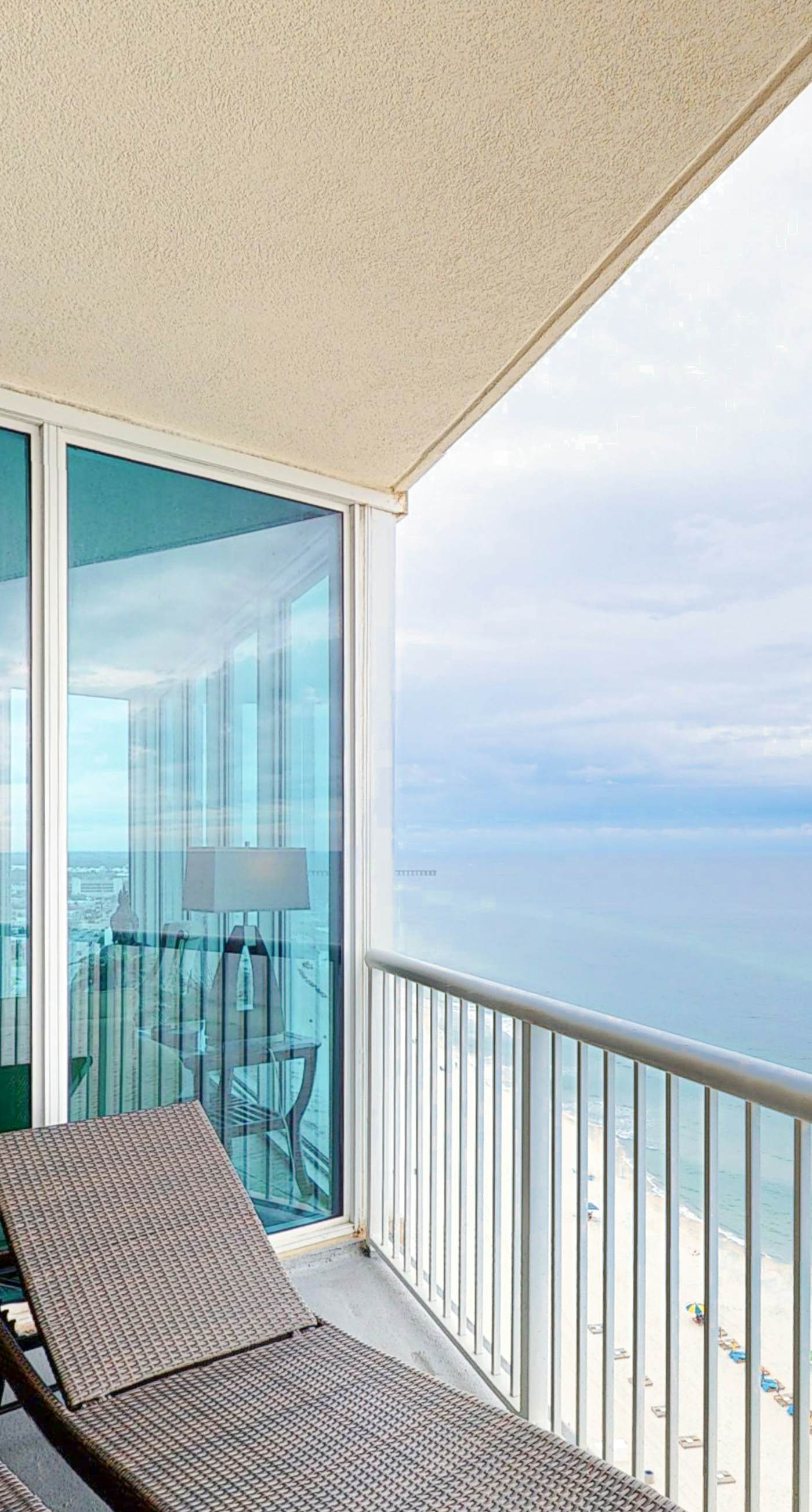 Nautical getaway just steps from the beach with pool & hot tub
