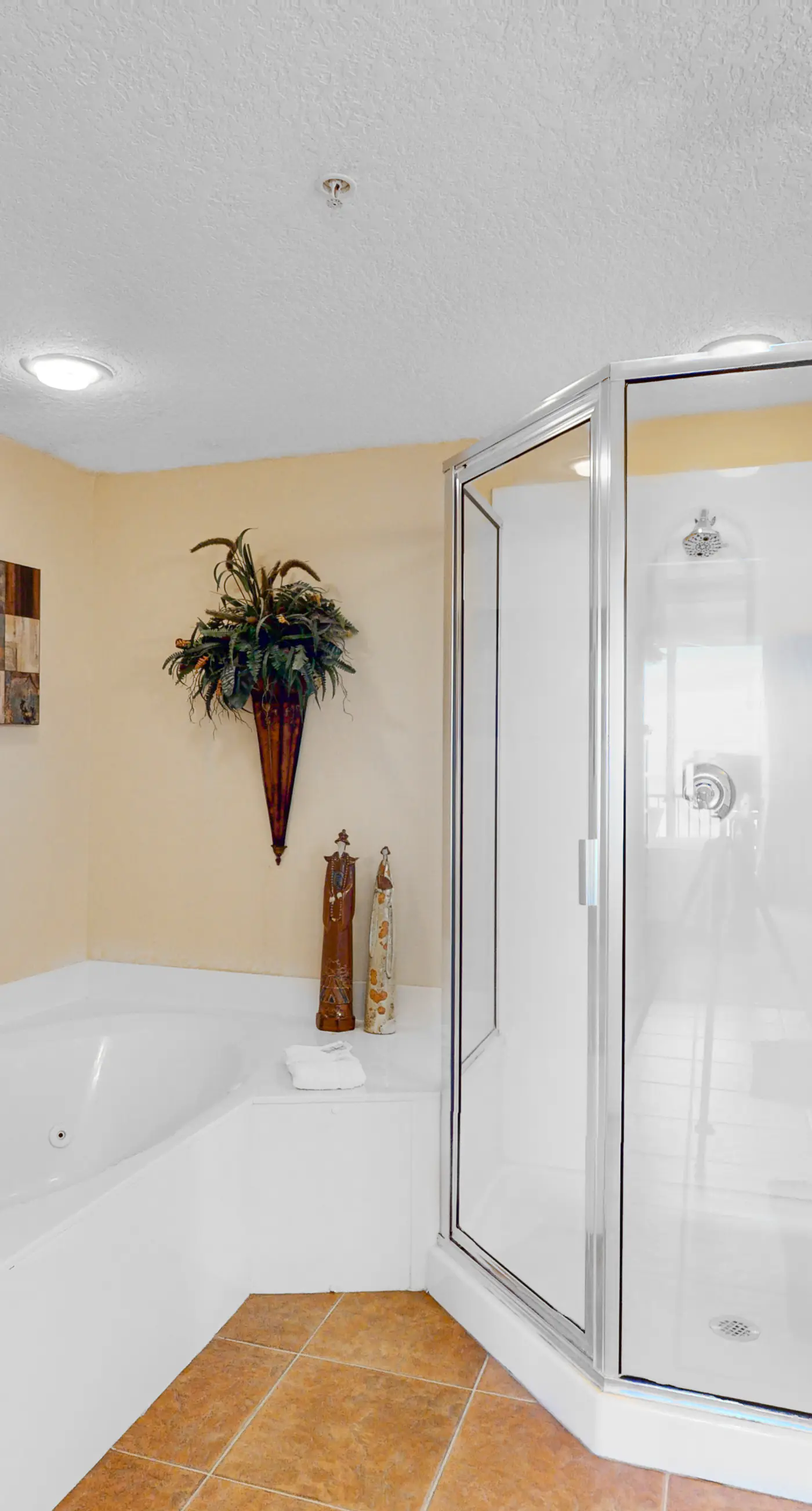 Nautical getaway just steps from the beach with pool & hot tub