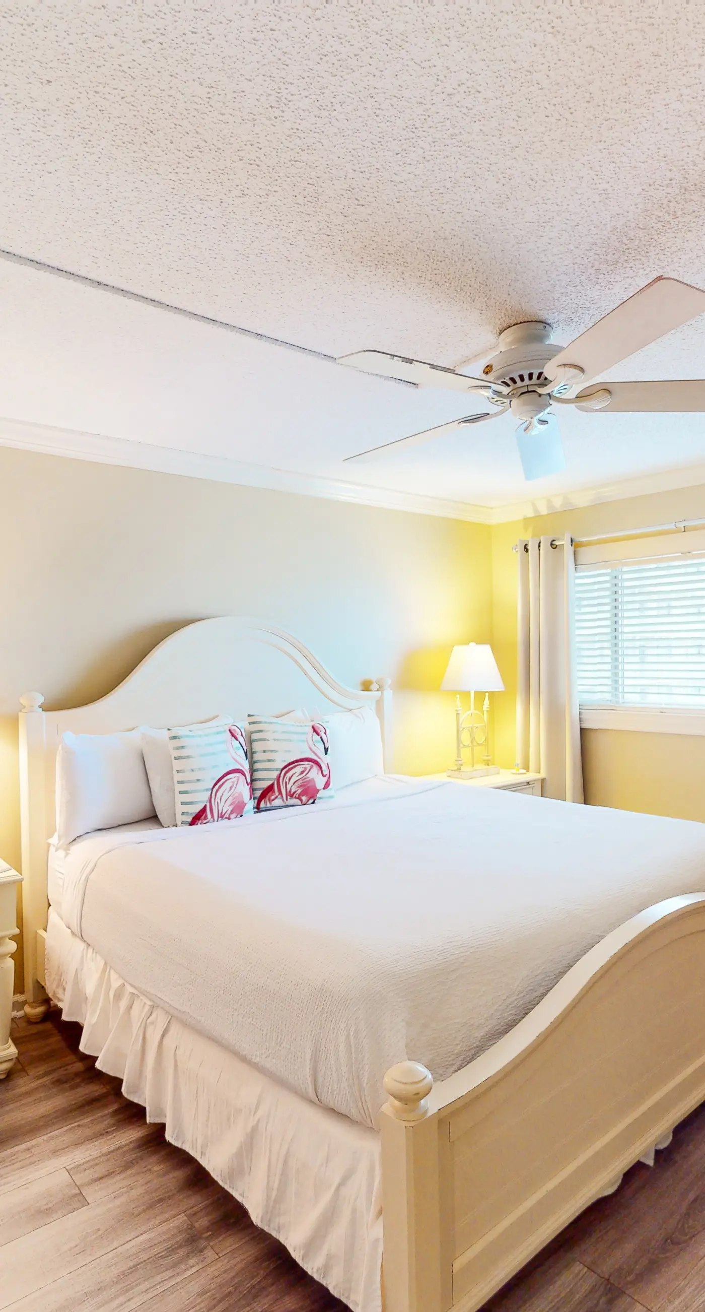 Beachfront condo with ocean-view balcony, pools, hot tub, gym, central AC, & W/D