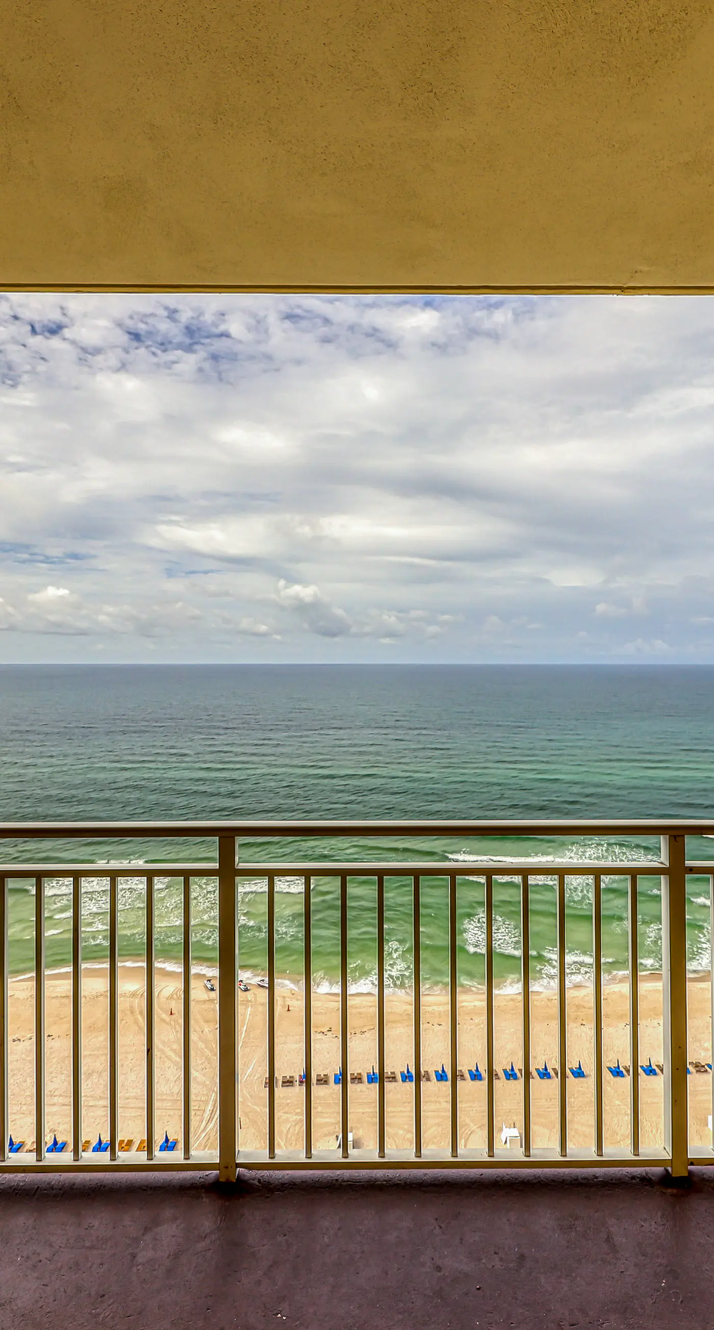 Beach getaway steps from the beach with pool & gym