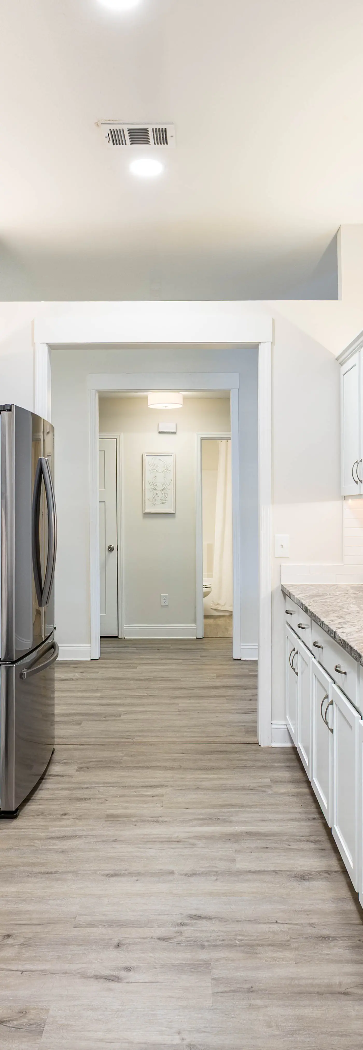 Gorgeous coastal home with plenty of space, close to beach and Pet friendly