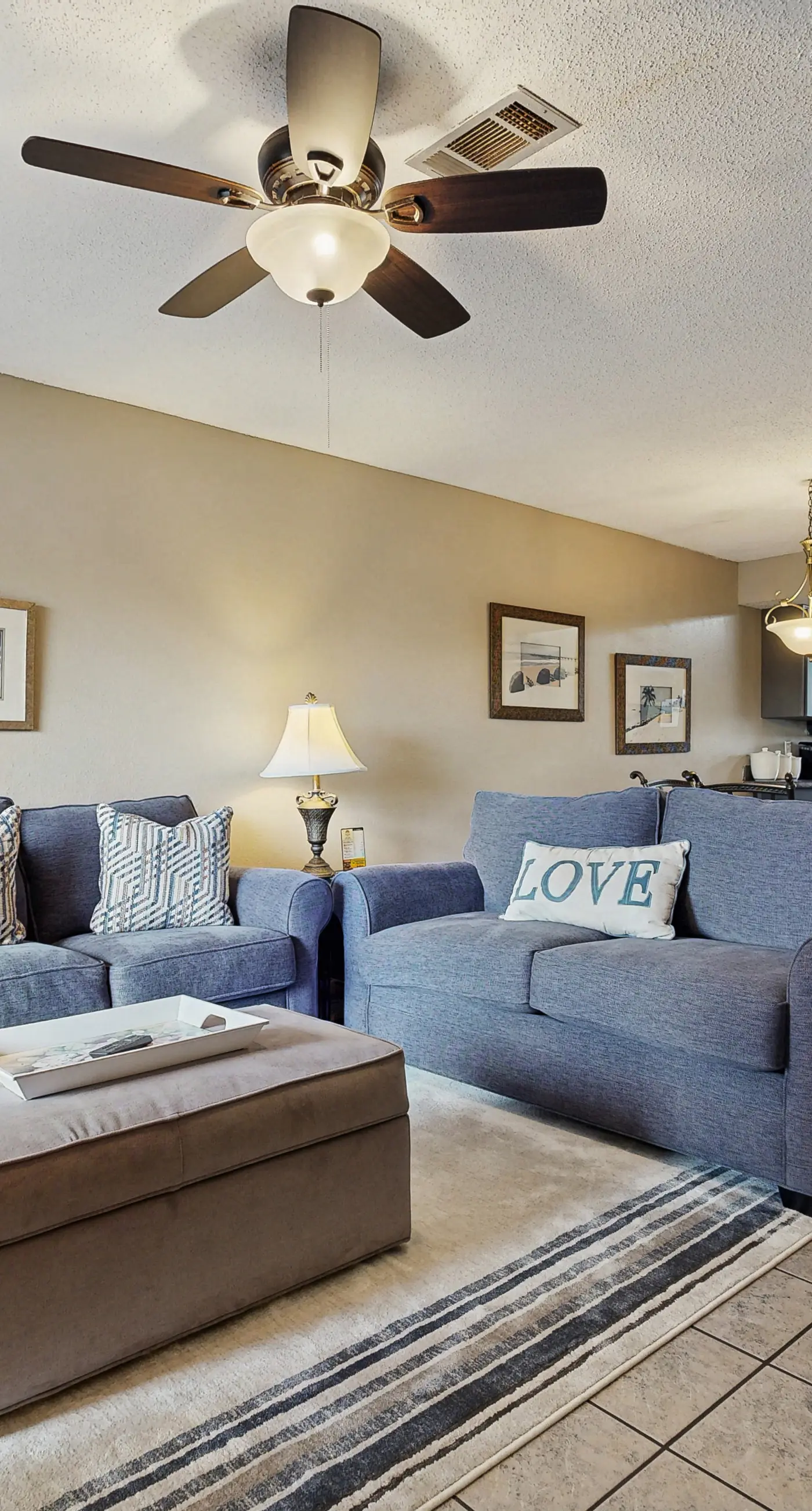 Resort condo with balcony, pools, hot tub & gym - near beach