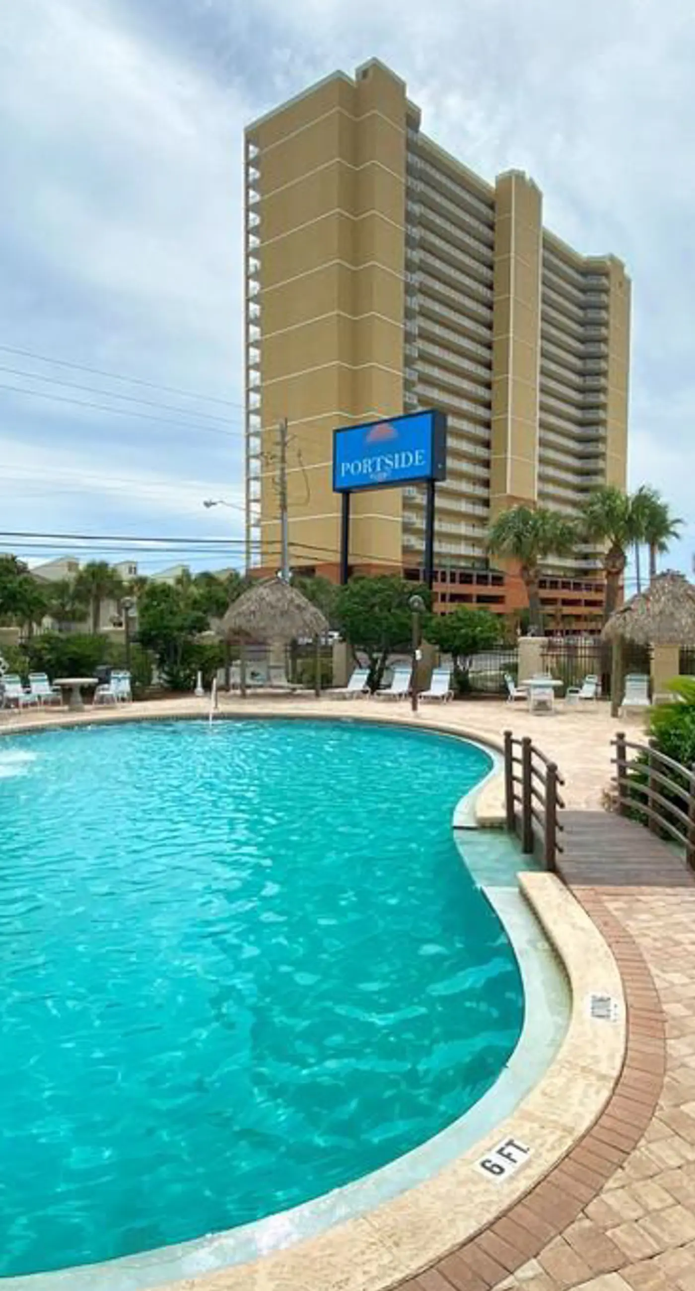 Resort condo with balcony, pools, hot tub & gym - near beach