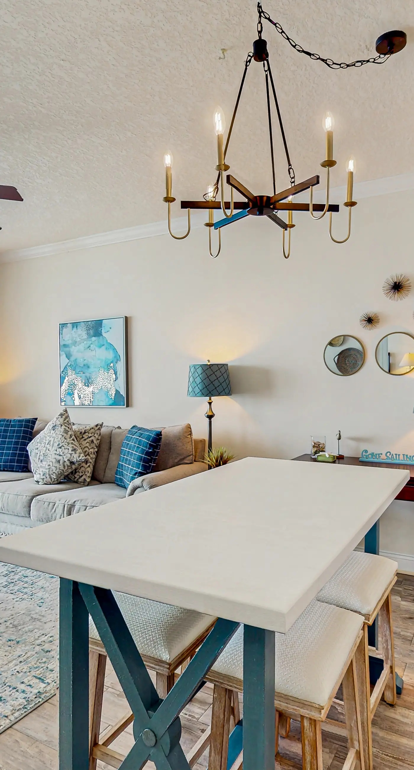 Modern, Gulf-front condo with pool, hot tub & high-speed WiFi